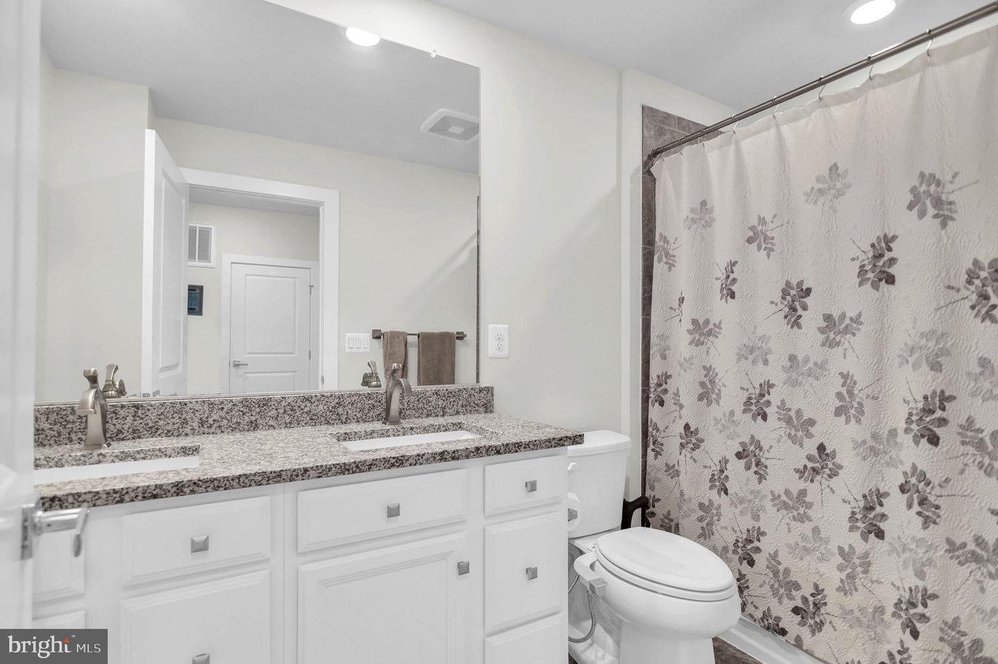 12920 SUNRISE RIDGE ALY #65, HERNDON, Virginia 20171, 3 Bedrooms Bedrooms, ,2 BathroomsBathrooms,Residential,For sale,12920 SUNRISE RIDGE ALY #65,VAFX2254398 MLS # VAFX2254398