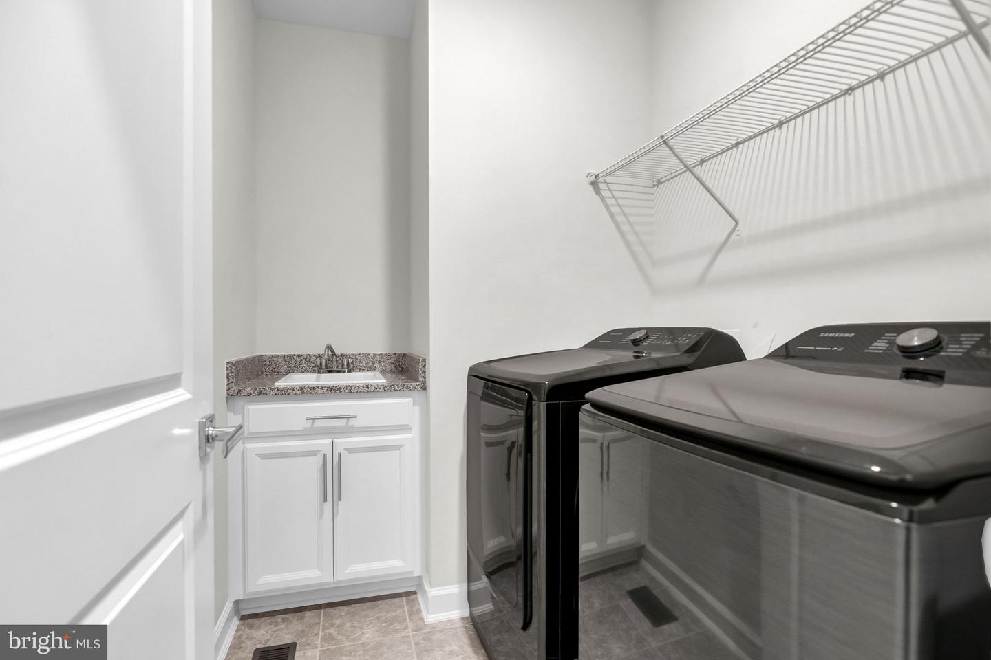 12920 SUNRISE RIDGE ALY #65, HERNDON, Virginia 20171, 3 Bedrooms Bedrooms, ,2 BathroomsBathrooms,Residential,For sale,12920 SUNRISE RIDGE ALY #65,VAFX2254398 MLS # VAFX2254398