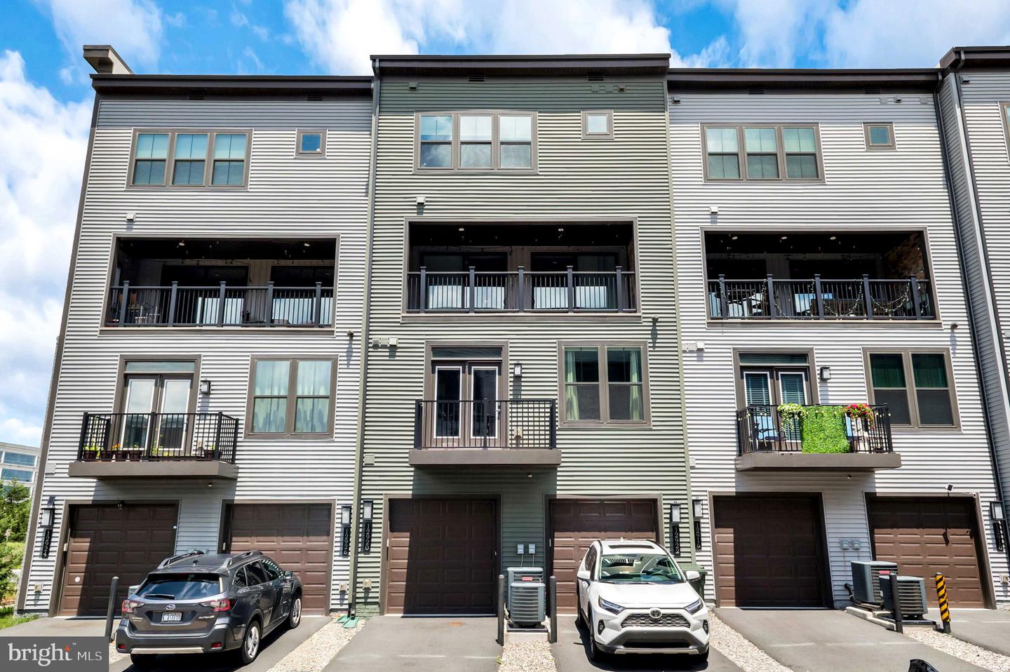 12920 SUNRISE RIDGE ALY #65, HERNDON, Virginia 20171, 3 Bedrooms Bedrooms, ,2 BathroomsBathrooms,Residential,For sale,12920 SUNRISE RIDGE ALY #65,VAFX2254398 MLS # VAFX2254398