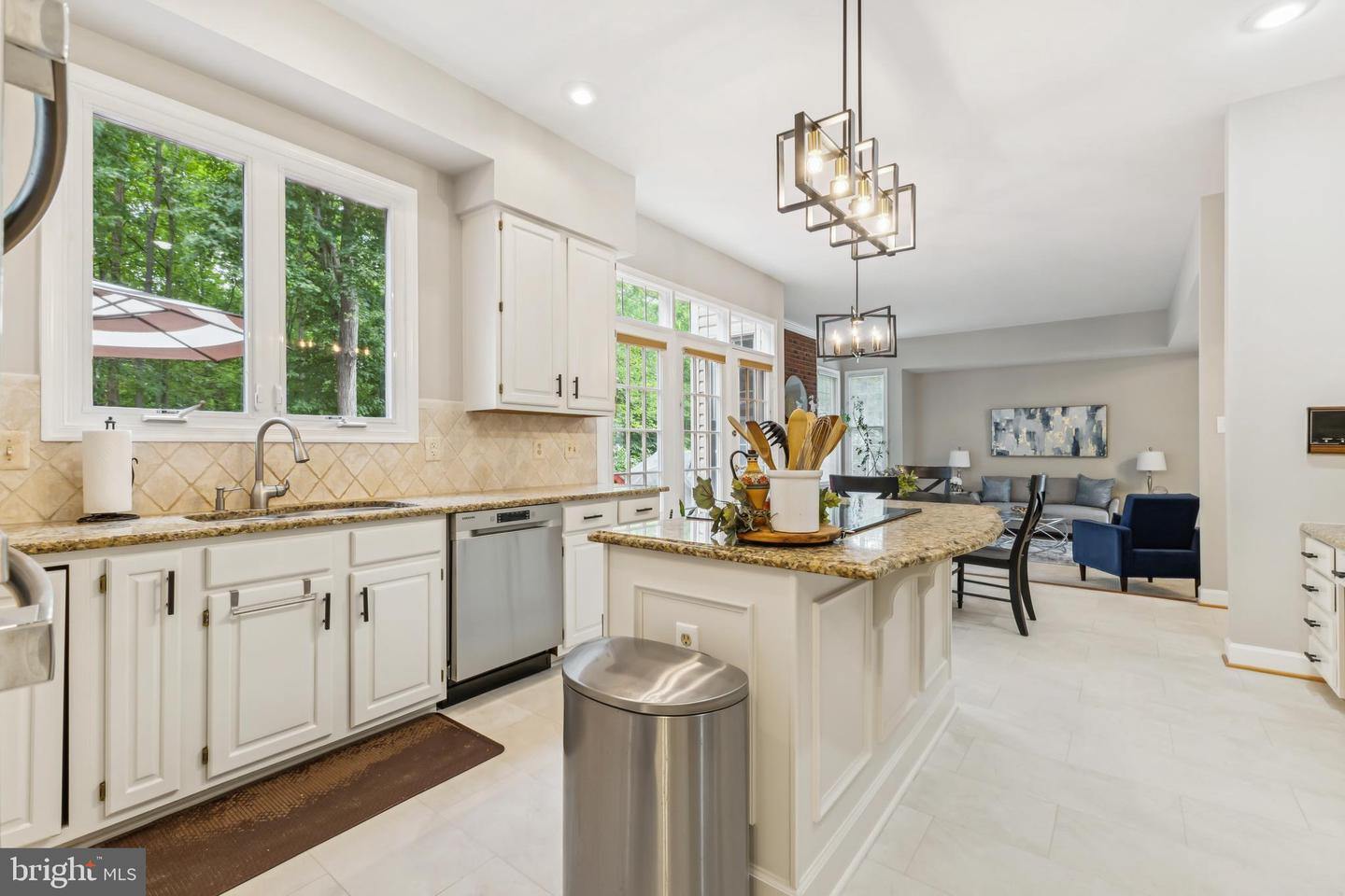 9010 WEATHERLY WAY, LORTON, Virginia 22079, 5 Bedrooms Bedrooms, ,4 BathroomsBathrooms,Residential,For sale,9010 WEATHERLY WAY,VAFX2254428 MLS # VAFX2254428