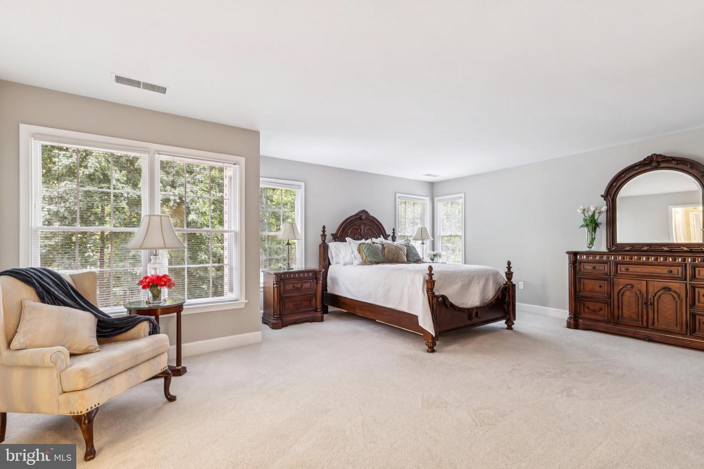 9010 WEATHERLY WAY, LORTON, Virginia 22079, 5 Bedrooms Bedrooms, ,4 BathroomsBathrooms,Residential,For sale,9010 WEATHERLY WAY,VAFX2254428 MLS # VAFX2254428