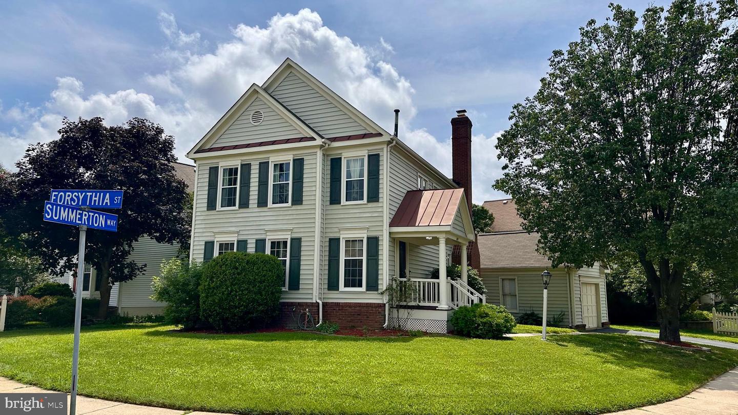 6517 SUMMERTON WAY, SPRINGFIELD, Virginia 22150, 3 Bedrooms Bedrooms, ,3 BathroomsBathrooms,Residential,For sale,6517 SUMMERTON WAY,VAFX2254460 MLS # VAFX2254460