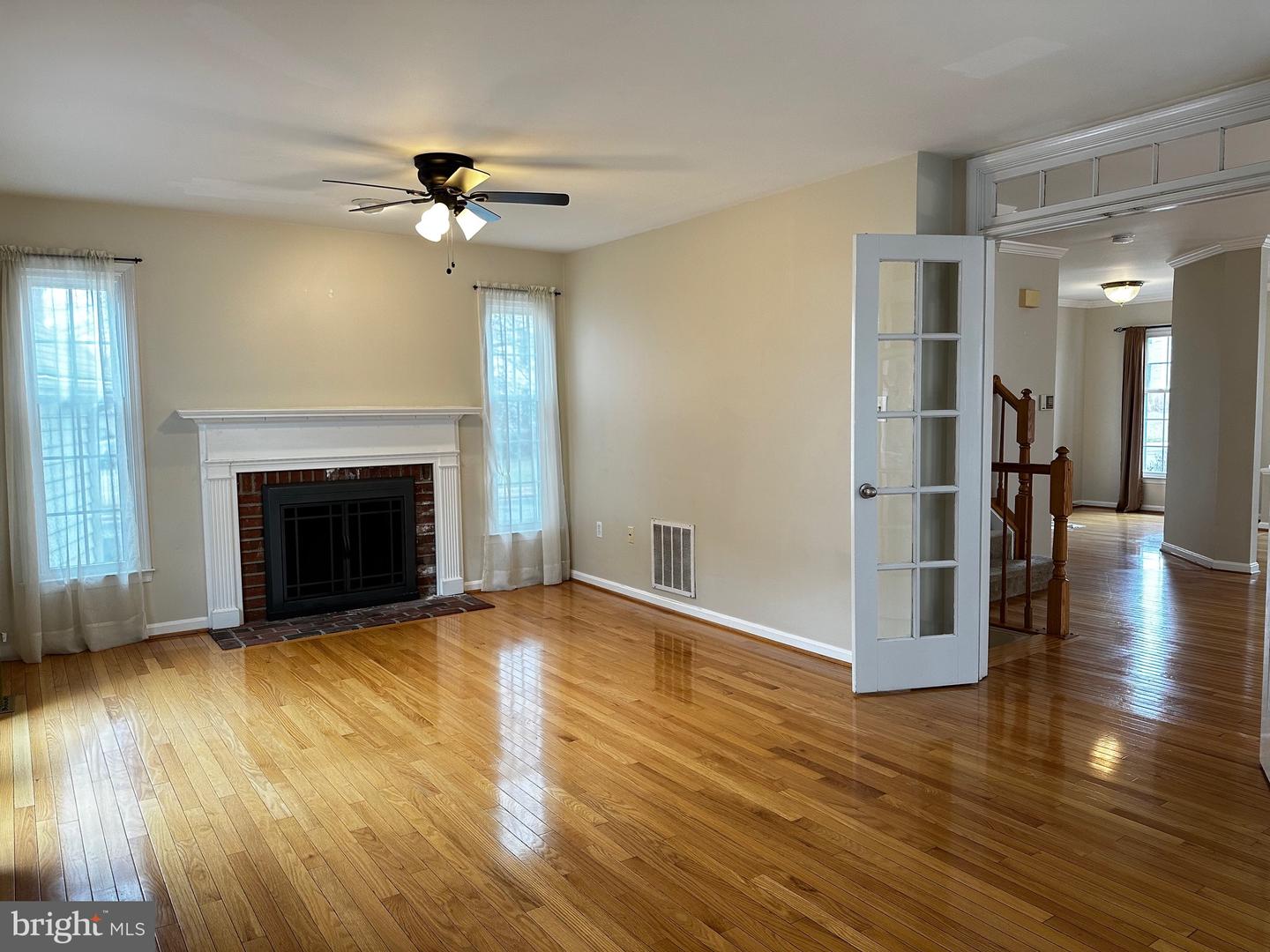 6517 SUMMERTON WAY, SPRINGFIELD, Virginia 22150, 3 Bedrooms Bedrooms, ,3 BathroomsBathrooms,Residential,For sale,6517 SUMMERTON WAY,VAFX2254460 MLS # VAFX2254460