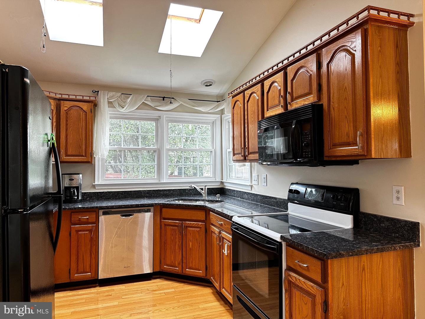 6517 SUMMERTON WAY, SPRINGFIELD, Virginia 22150, 3 Bedrooms Bedrooms, ,3 BathroomsBathrooms,Residential,For sale,6517 SUMMERTON WAY,VAFX2254460 MLS # VAFX2254460