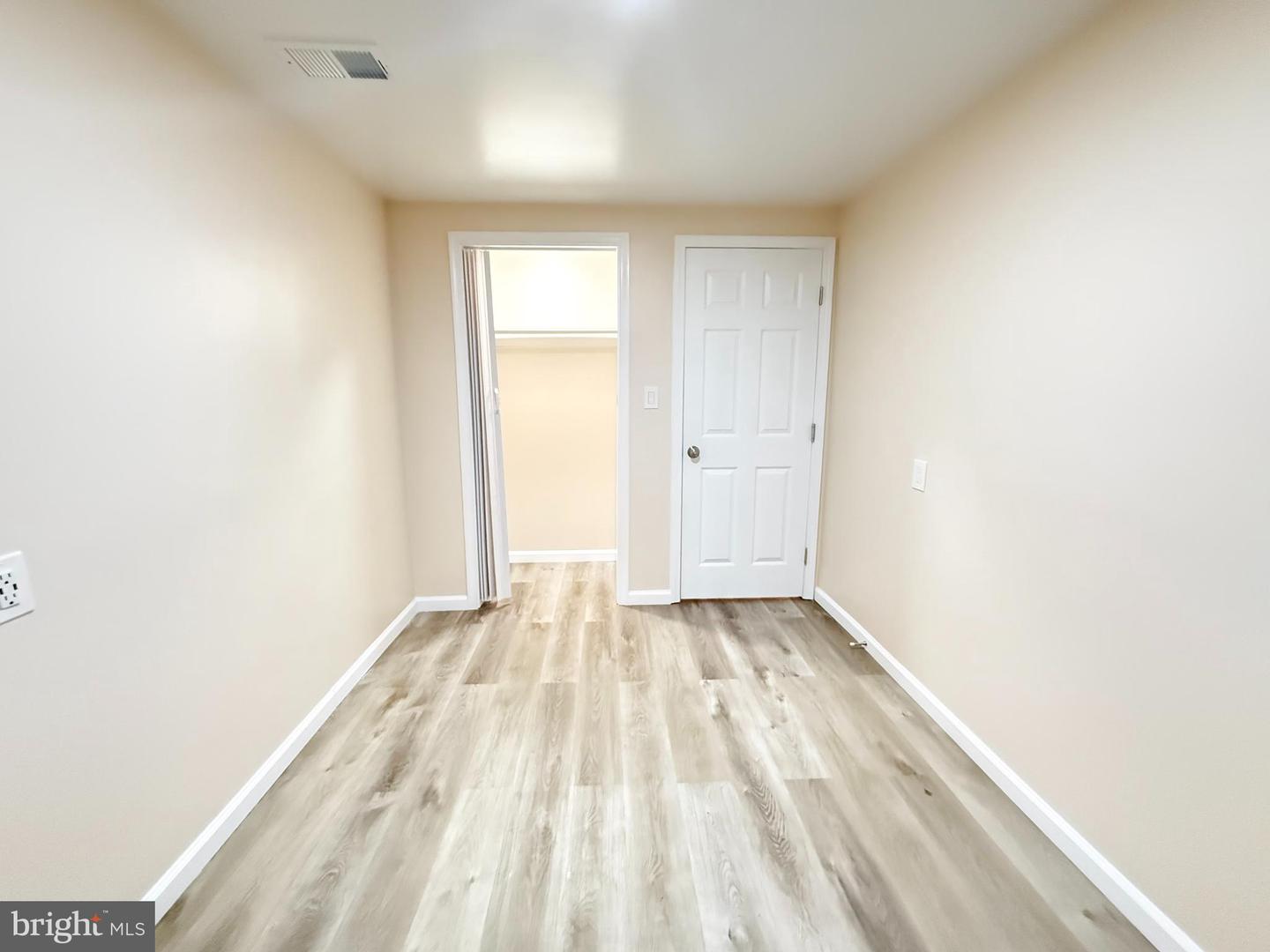 14601 BROOK DR, WOODBRIDGE, Virginia 22193, 3 Bedrooms Bedrooms, ,1 BathroomBathrooms,Residential,For sale,14601 BROOK DR,VAPW2098818 MLS # VAPW2098818