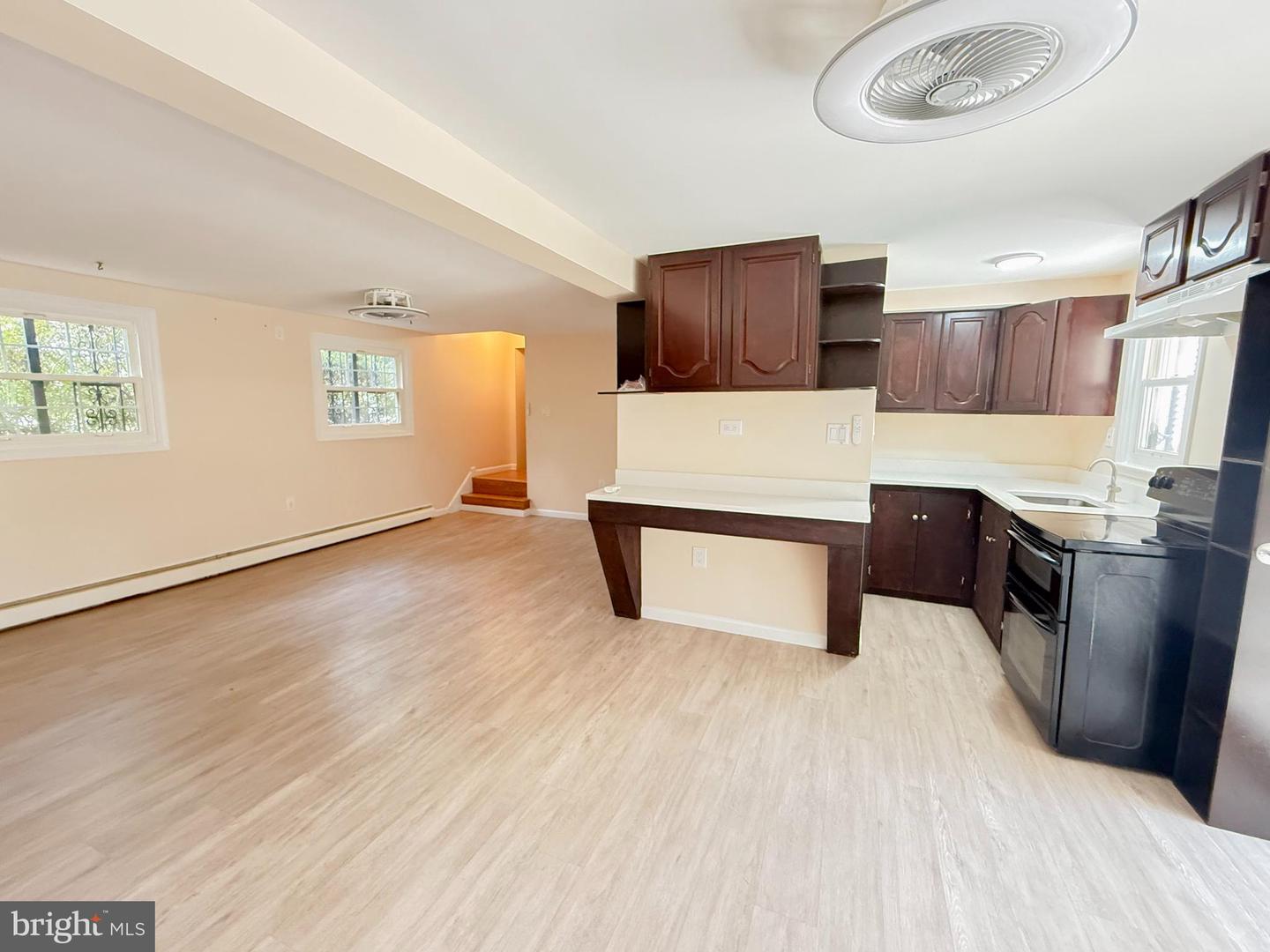 14601 BROOK DR, WOODBRIDGE, Virginia 22193, 3 Bedrooms Bedrooms, ,1 BathroomBathrooms,Residential,For sale,14601 BROOK DR,VAPW2098818 MLS # VAPW2098818