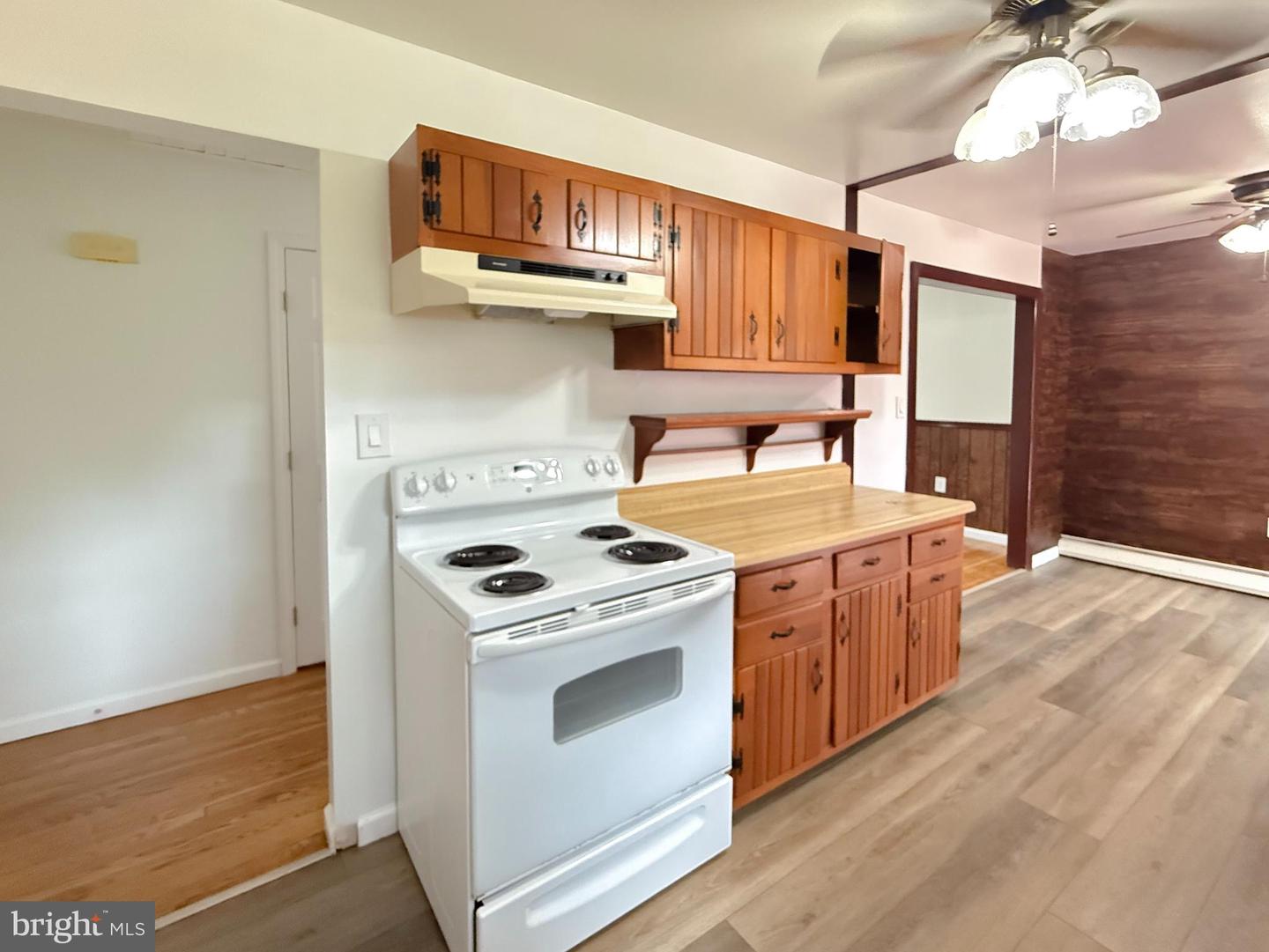14601 BROOK DR, WOODBRIDGE, Virginia 22193, 3 Bedrooms Bedrooms, ,1 BathroomBathrooms,Residential,For sale,14601 BROOK DR,VAPW2098818 MLS # VAPW2098818
