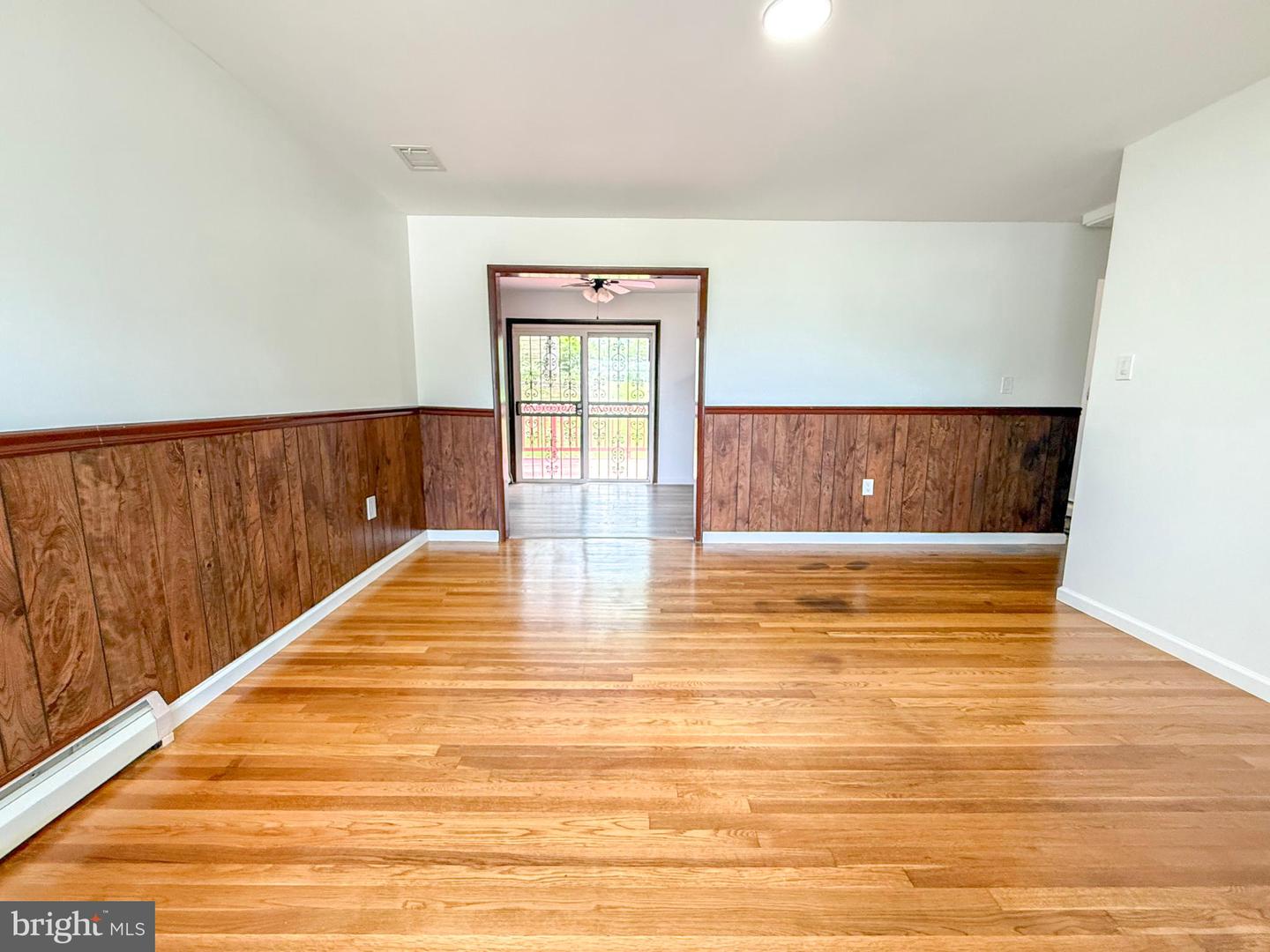 14601 BROOK DR, WOODBRIDGE, Virginia 22193, 3 Bedrooms Bedrooms, ,1 BathroomBathrooms,Residential,For sale,14601 BROOK DR,VAPW2098818 MLS # VAPW2098818