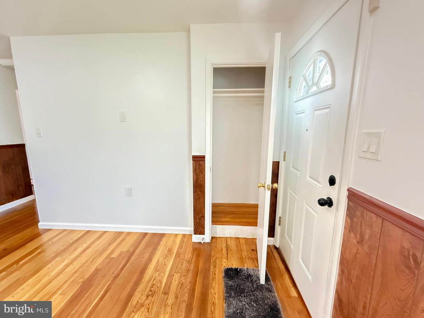 14601 BROOK DR, WOODBRIDGE, Virginia 22193, 3 Bedrooms Bedrooms, ,1 BathroomBathrooms,Residential,For sale,14601 BROOK DR,VAPW2098818 MLS # VAPW2098818