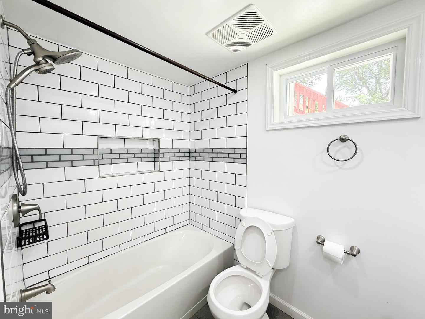 14601 BROOK DR, WOODBRIDGE, Virginia 22193, 3 Bedrooms Bedrooms, ,1 BathroomBathrooms,Residential,For sale,14601 BROOK DR,VAPW2098818 MLS # VAPW2098818
