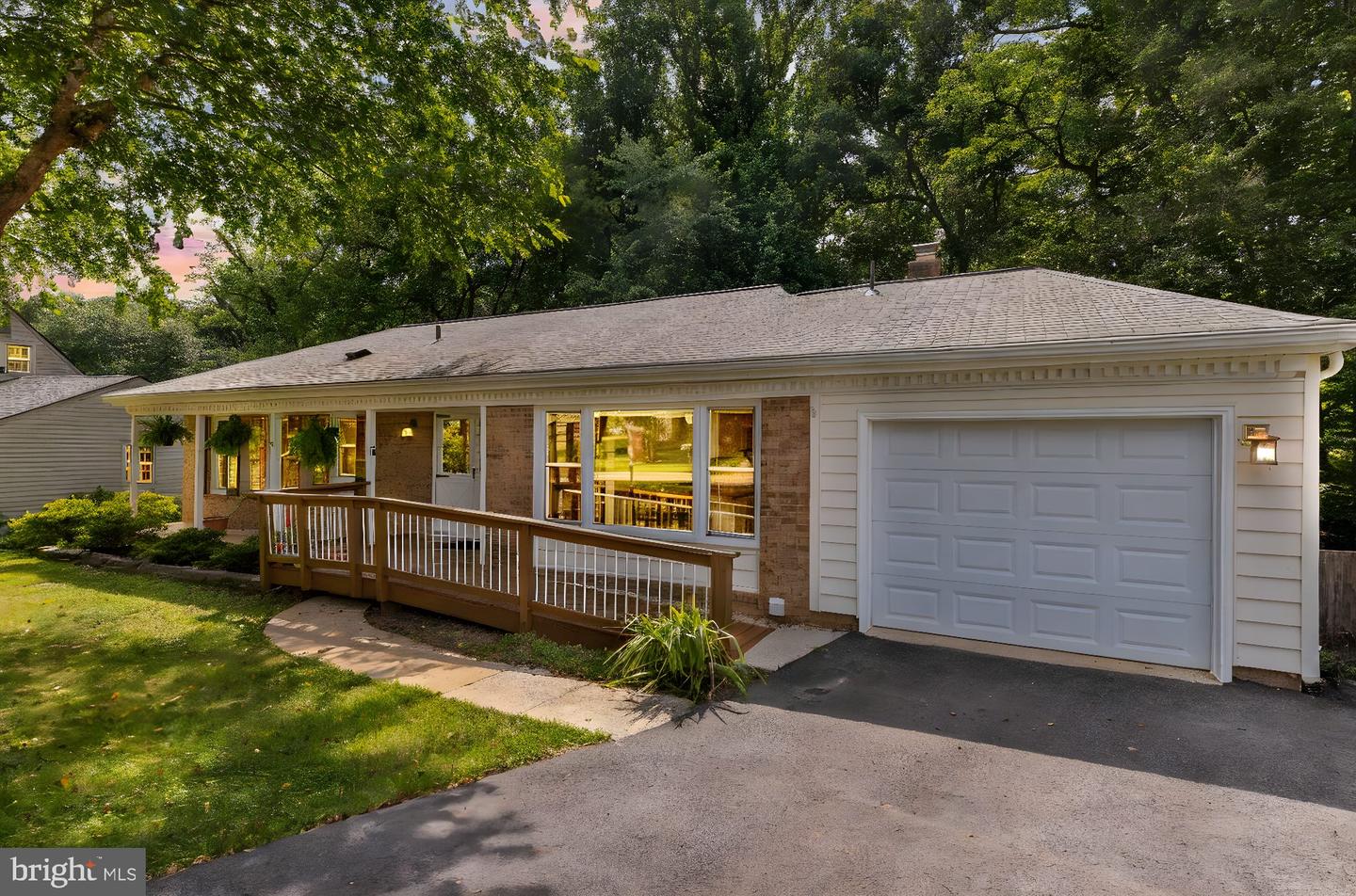 8006 ROCKWOOD CT, SPRINGFIELD, Virginia 22153, 5 Bedrooms Bedrooms, ,3 BathroomsBathrooms,Residential,For sale,8006 ROCKWOOD CT,VAFX2254660 MLS # VAFX2254660