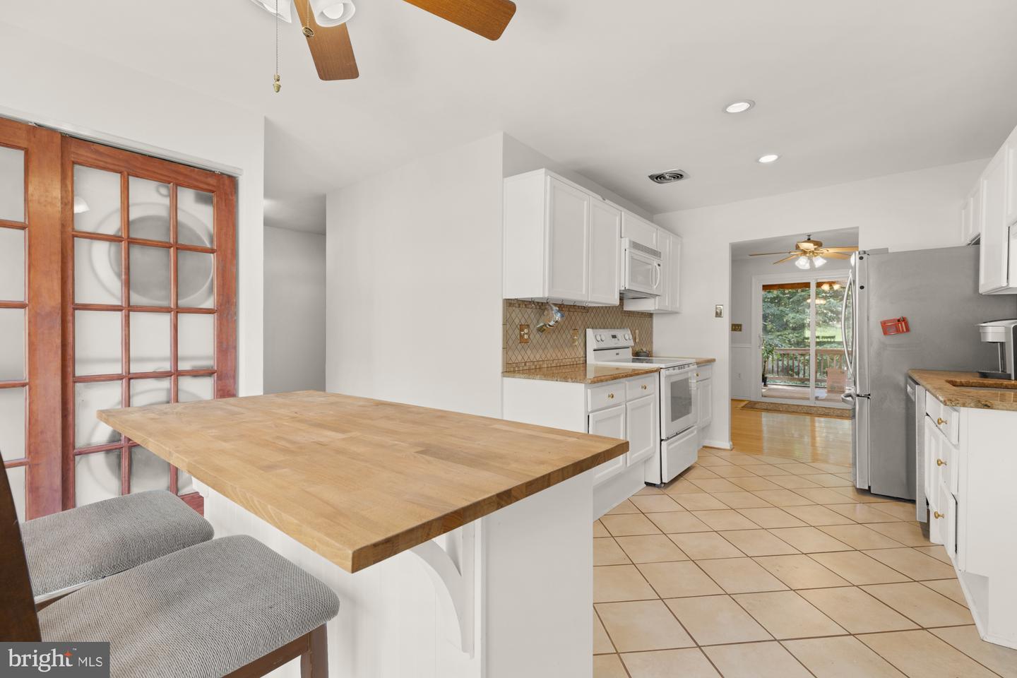 8006 ROCKWOOD CT, SPRINGFIELD, Virginia 22153, 5 Bedrooms Bedrooms, ,3 BathroomsBathrooms,Residential,For sale,8006 ROCKWOOD CT,VAFX2254660 MLS # VAFX2254660