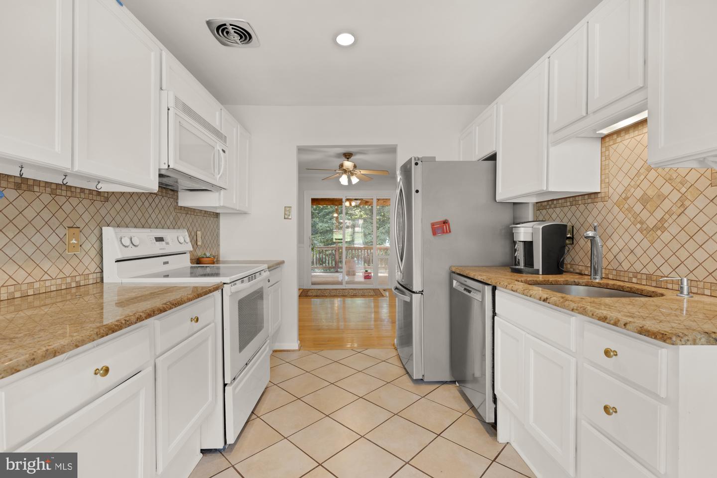 8006 ROCKWOOD CT, SPRINGFIELD, Virginia 22153, 5 Bedrooms Bedrooms, ,3 BathroomsBathrooms,Residential,For sale,8006 ROCKWOOD CT,VAFX2254660 MLS # VAFX2254660