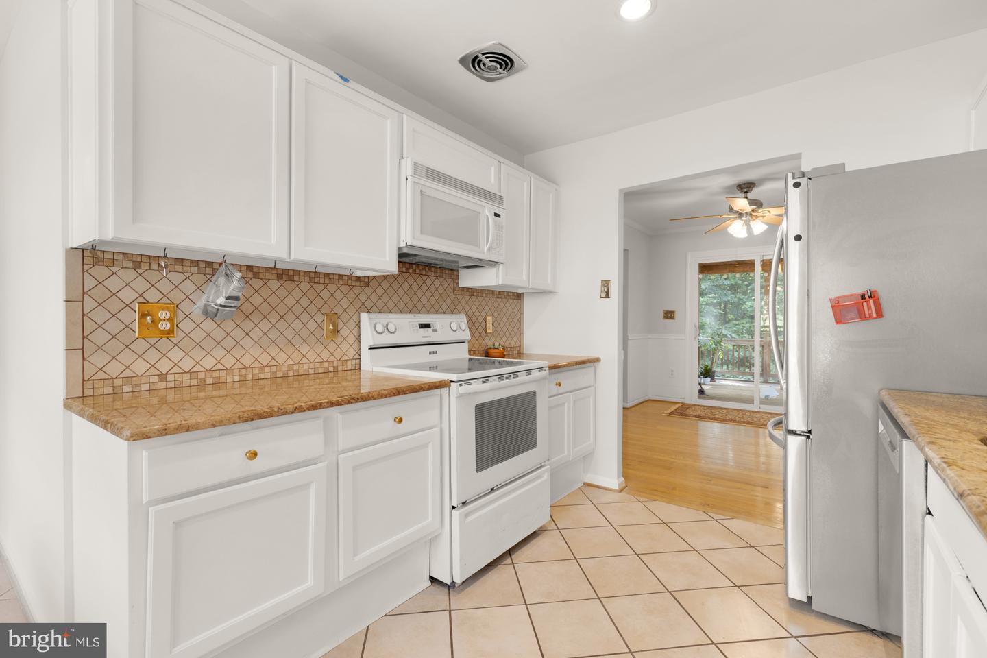 8006 ROCKWOOD CT, SPRINGFIELD, Virginia 22153, 5 Bedrooms Bedrooms, ,3 BathroomsBathrooms,Residential,For sale,8006 ROCKWOOD CT,VAFX2254660 MLS # VAFX2254660