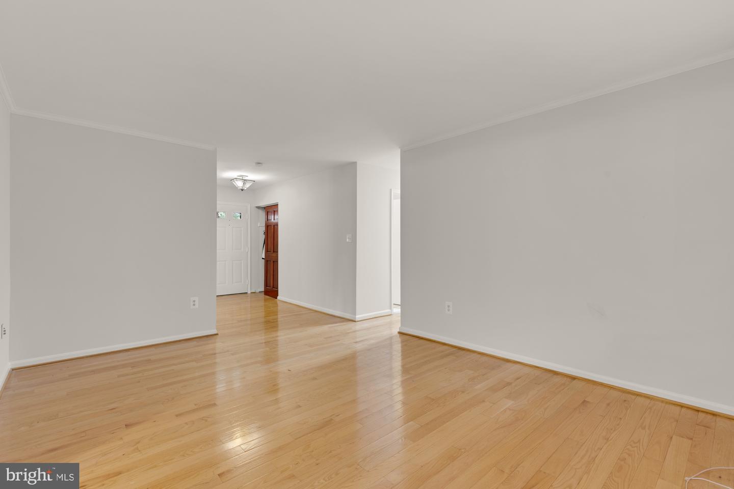 8006 ROCKWOOD CT, SPRINGFIELD, Virginia 22153, 5 Bedrooms Bedrooms, ,3 BathroomsBathrooms,Residential,For sale,8006 ROCKWOOD CT,VAFX2254660 MLS # VAFX2254660