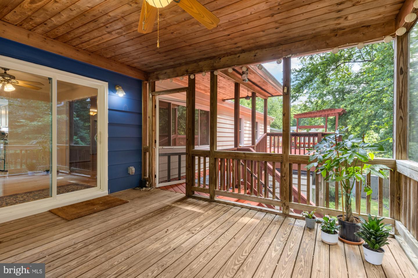 8006 ROCKWOOD CT, SPRINGFIELD, Virginia 22153, 5 Bedrooms Bedrooms, ,3 BathroomsBathrooms,Residential,For sale,8006 ROCKWOOD CT,VAFX2254660 MLS # VAFX2254660