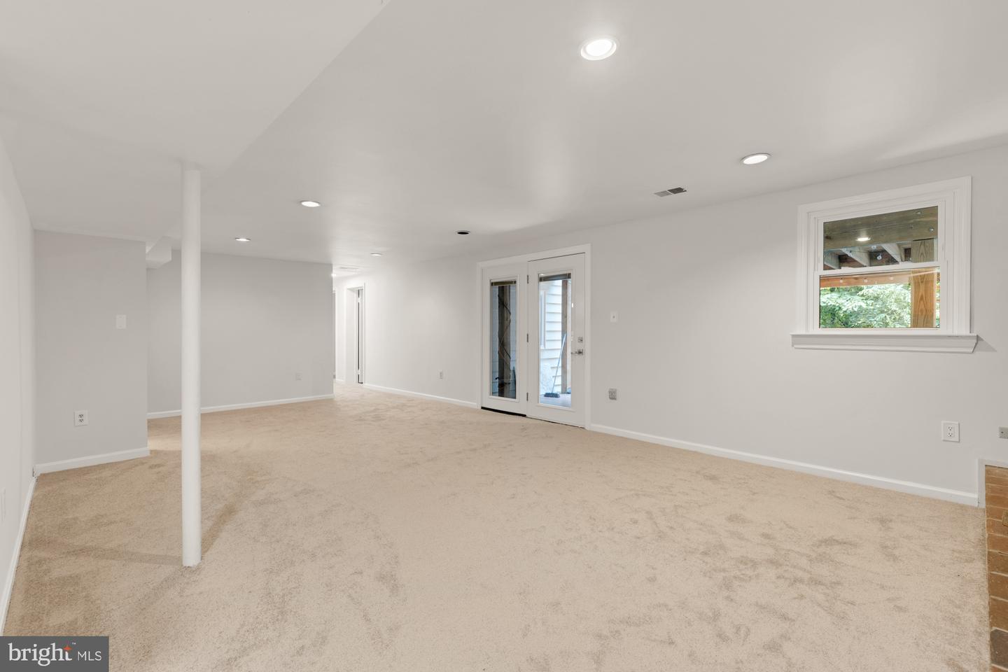 8006 ROCKWOOD CT, SPRINGFIELD, Virginia 22153, 5 Bedrooms Bedrooms, ,3 BathroomsBathrooms,Residential,For sale,8006 ROCKWOOD CT,VAFX2254660 MLS # VAFX2254660