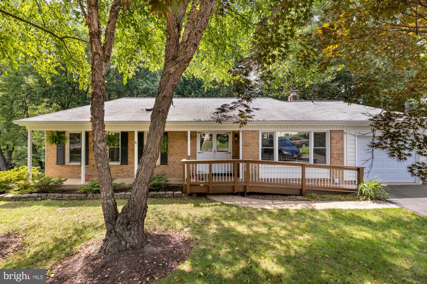 8006 ROCKWOOD CT, SPRINGFIELD, Virginia 22153, 5 Bedrooms Bedrooms, ,3 BathroomsBathrooms,Residential,For sale,8006 ROCKWOOD CT,VAFX2254660 MLS # VAFX2254660
