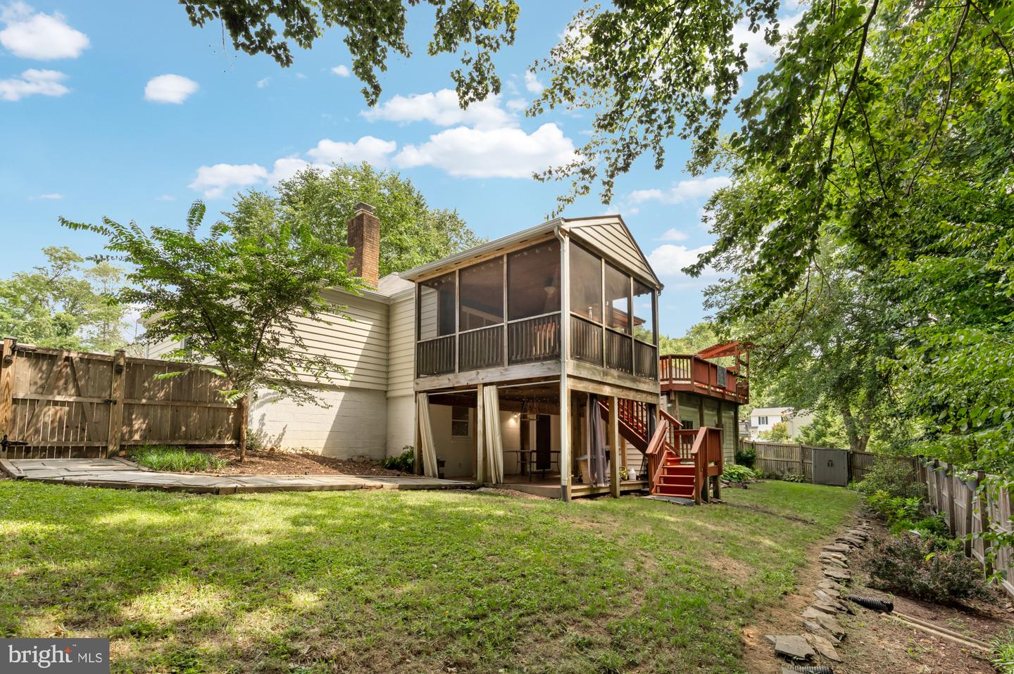 8006 ROCKWOOD CT, SPRINGFIELD, Virginia 22153, 5 Bedrooms Bedrooms, ,3 BathroomsBathrooms,Residential,For sale,8006 ROCKWOOD CT,VAFX2254660 MLS # VAFX2254660