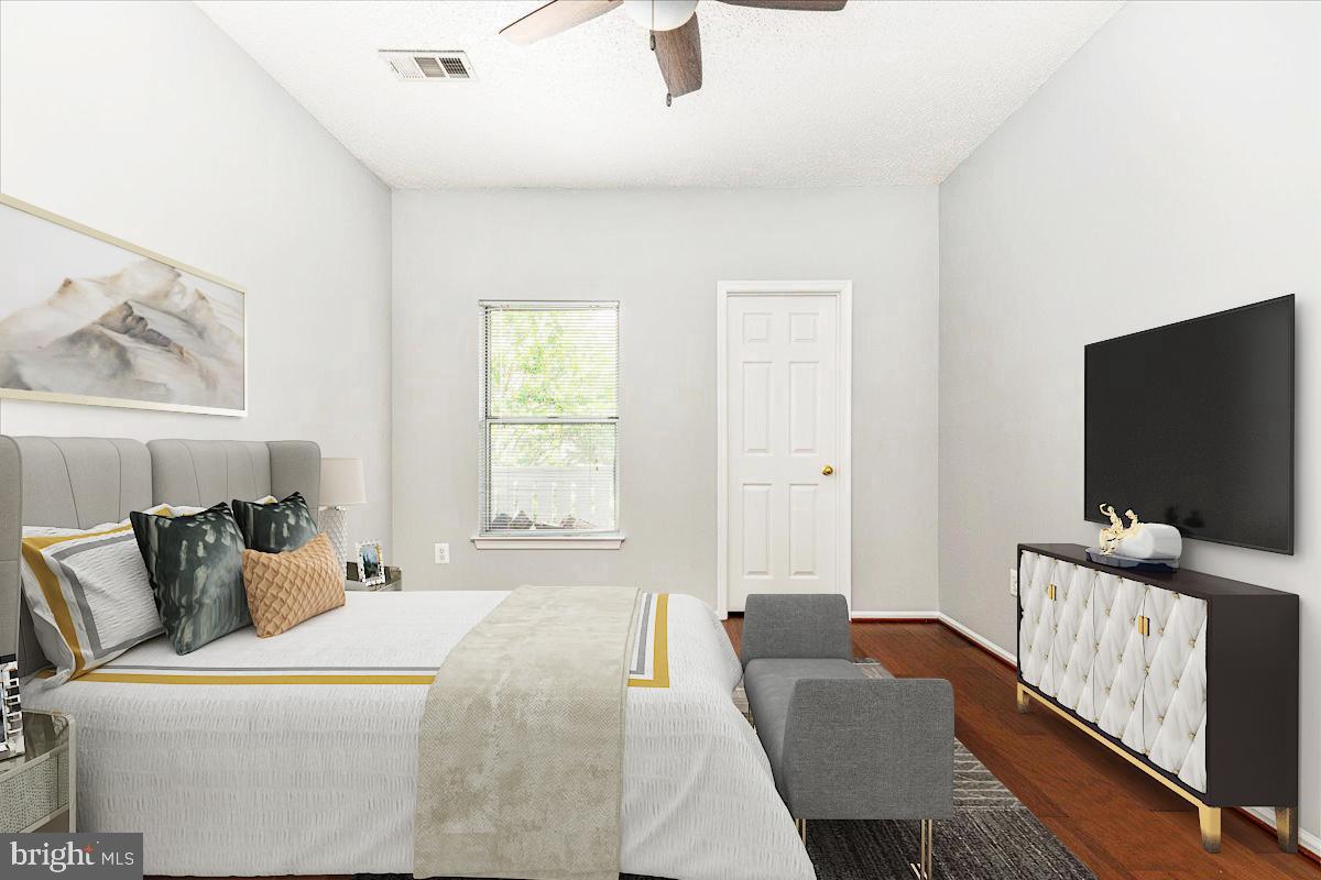 14309 CLIMBING ROSE WAY #204, CENTREVILLE, Virginia 20121, 2 Bedrooms Bedrooms, ,2 BathroomsBathrooms,Residential,For sale,14309 CLIMBING ROSE WAY #204,VAFX2254696 MLS # VAFX2254696
