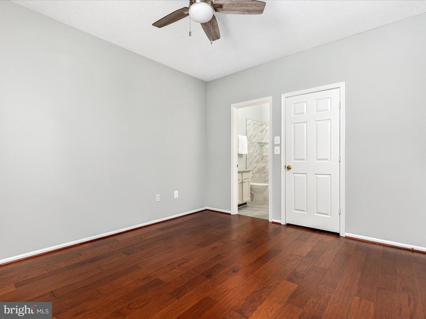 14309 CLIMBING ROSE WAY #204, CENTREVILLE, Virginia 20121, 2 Bedrooms Bedrooms, ,2 BathroomsBathrooms,Residential,For sale,14309 CLIMBING ROSE WAY #204,VAFX2254696 MLS # VAFX2254696