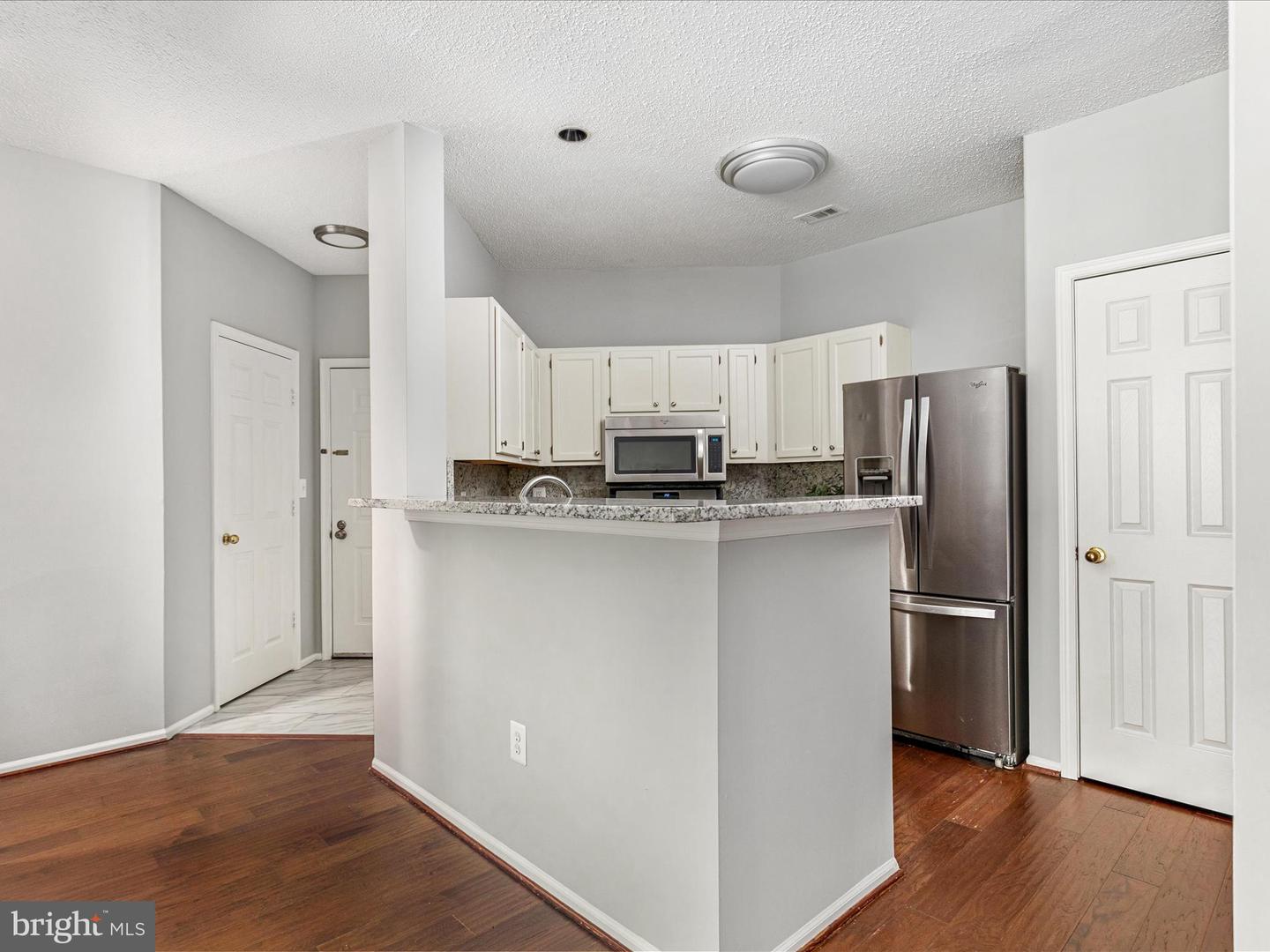 14309 CLIMBING ROSE WAY #204, CENTREVILLE, Virginia 20121, 2 Bedrooms Bedrooms, ,2 BathroomsBathrooms,Residential,For sale,14309 CLIMBING ROSE WAY #204,VAFX2254696 MLS # VAFX2254696