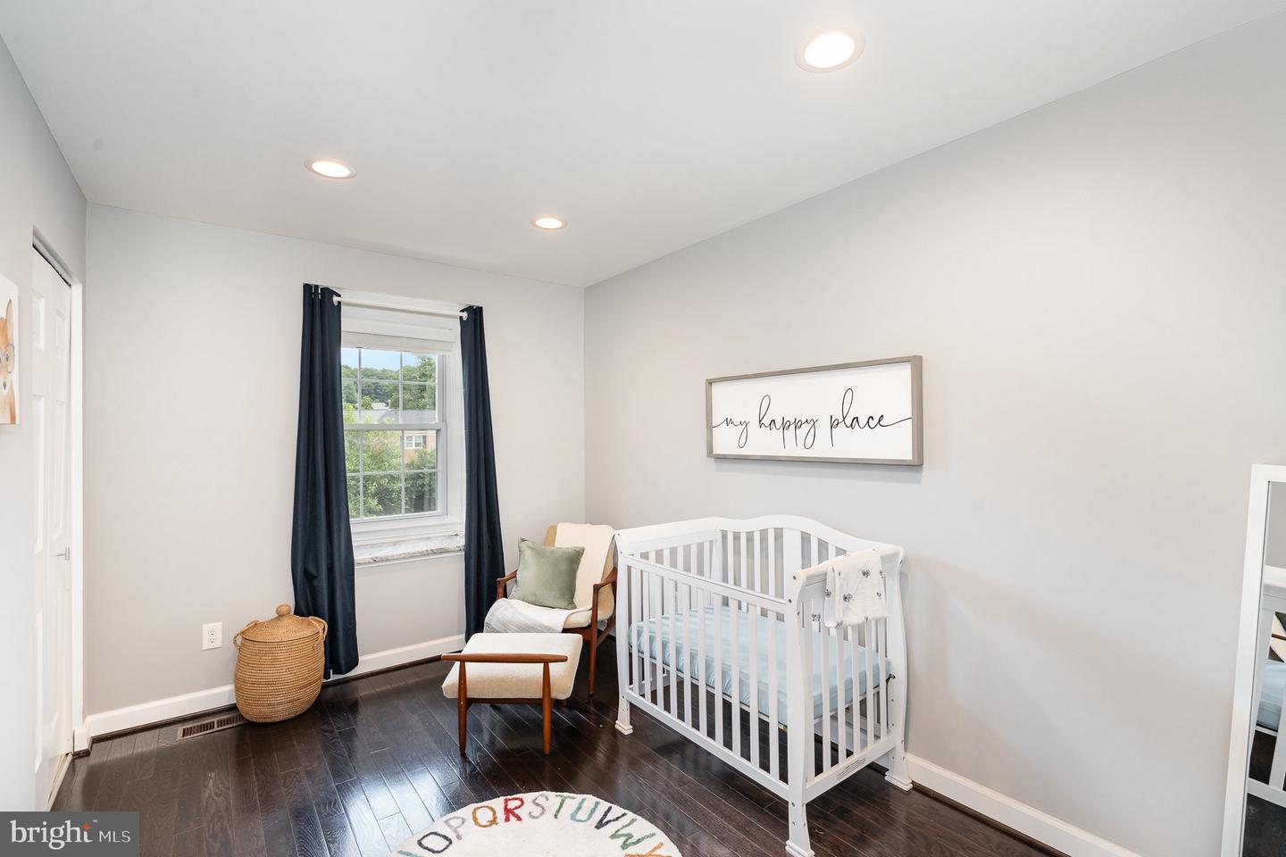 6916 LAFAYETTE PARK DR, ANNANDALE, Virginia 22003, 3 Bedrooms Bedrooms, ,3 BathroomsBathrooms,Residential,For sale,6916 LAFAYETTE PARK DR,VAFX2254768 MLS # VAFX2254768