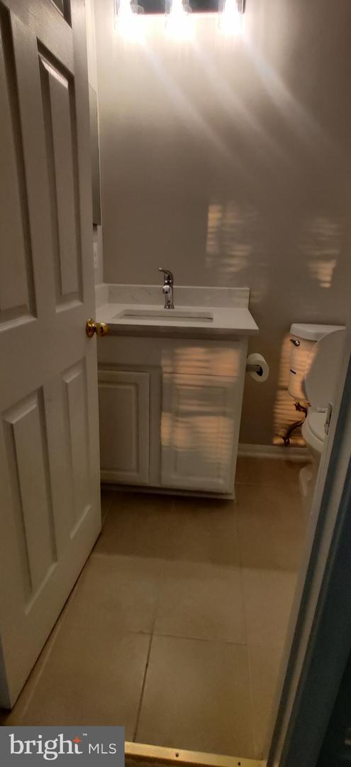 21787 FINDON CT, ASHBURN, Virginia 20147, 2 Bedrooms Bedrooms, ,2 BathroomsBathrooms,Residential,For sale,21787 FINDON CT,VALO2101808 MLS # VALO2101808