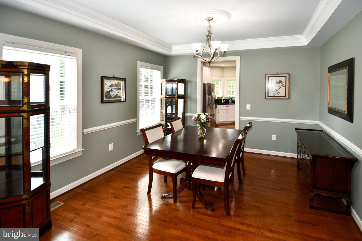 5611 VICTORY LOOP, MANASSAS, Virginia 20112, 4 Bedrooms Bedrooms, ,4 BathroomsBathrooms,Residential,For sale,5611 VICTORY LOOP,VAPW2098966 MLS # VAPW2098966