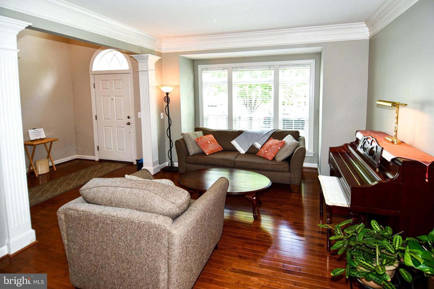 5611 VICTORY LOOP, MANASSAS, Virginia 20112, 4 Bedrooms Bedrooms, ,4 BathroomsBathrooms,Residential,For sale,5611 VICTORY LOOP,VAPW2098966 MLS # VAPW2098966
