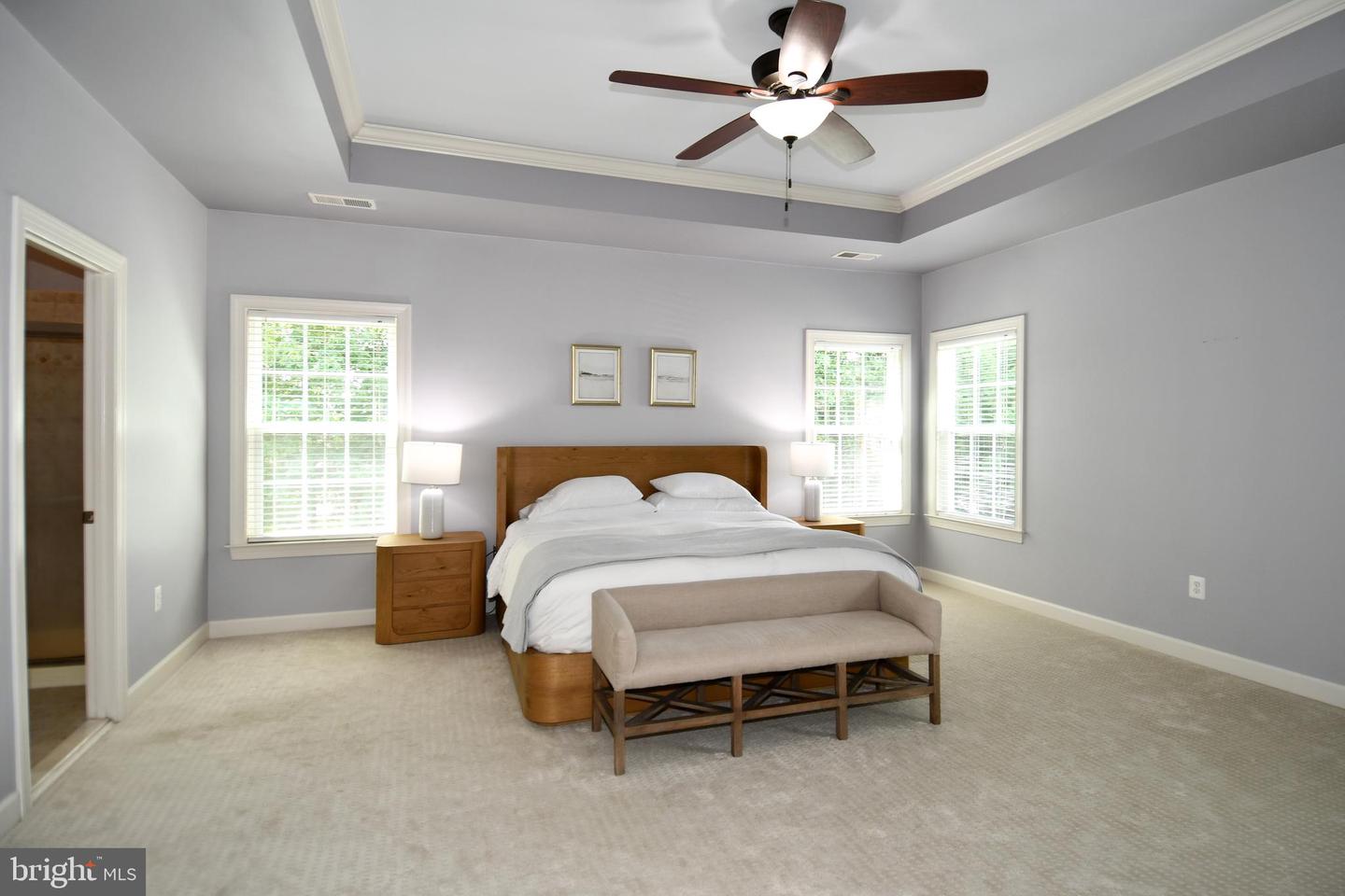 5611 VICTORY LOOP, MANASSAS, Virginia 20112, 4 Bedrooms Bedrooms, ,4 BathroomsBathrooms,Residential,For sale,5611 VICTORY LOOP,VAPW2098966 MLS # VAPW2098966