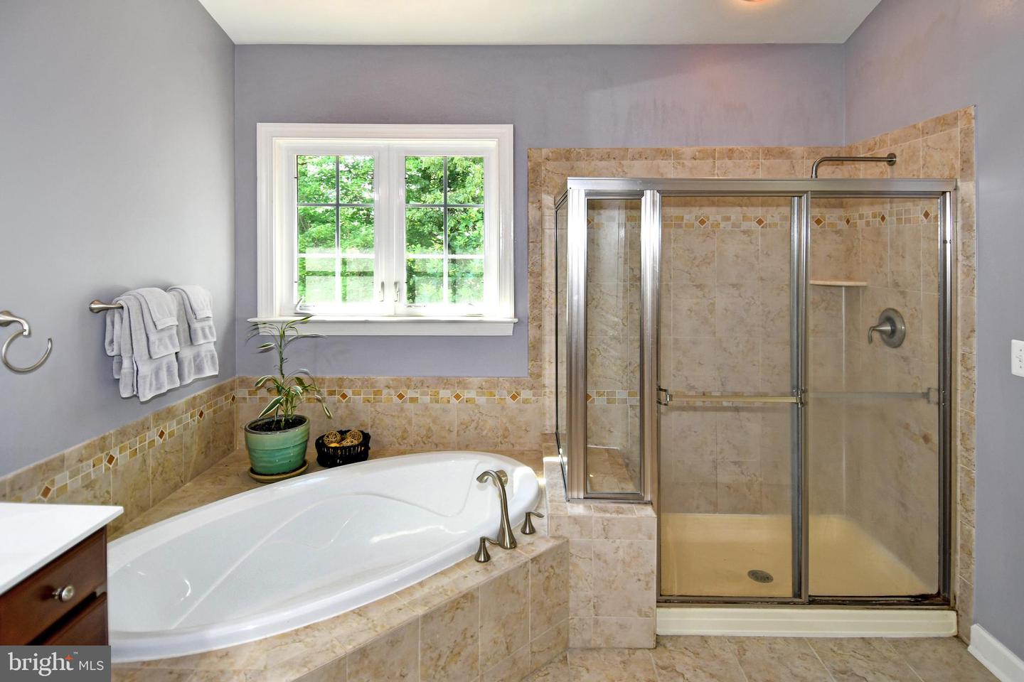 5611 VICTORY LOOP, MANASSAS, Virginia 20112, 4 Bedrooms Bedrooms, ,4 BathroomsBathrooms,Residential,For sale,5611 VICTORY LOOP,VAPW2098966 MLS # VAPW2098966