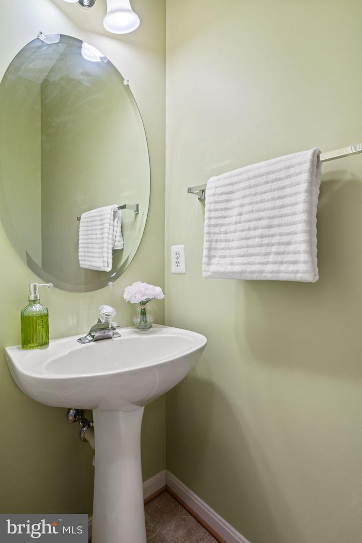 12311 JARROW LN, BRISTOW, Virginia 20136, 3 Bedrooms Bedrooms, ,2 BathroomsBathrooms,Residential,For sale,12311 JARROW LN,VAPW2098972 MLS # VAPW2098972