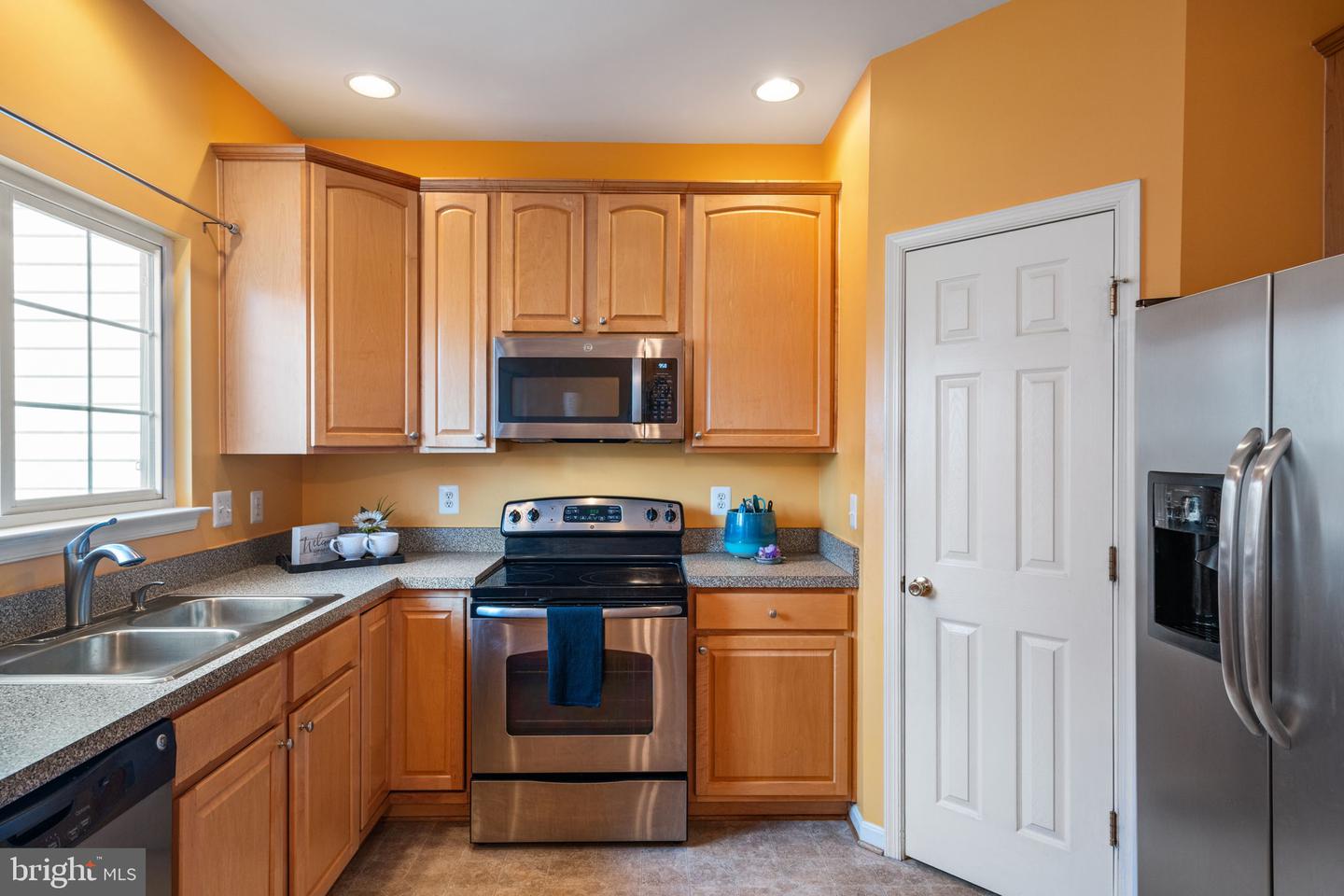 12311 JARROW LN, BRISTOW, Virginia 20136, 3 Bedrooms Bedrooms, ,2 BathroomsBathrooms,Residential,For sale,12311 JARROW LN,VAPW2098972 MLS # VAPW2098972