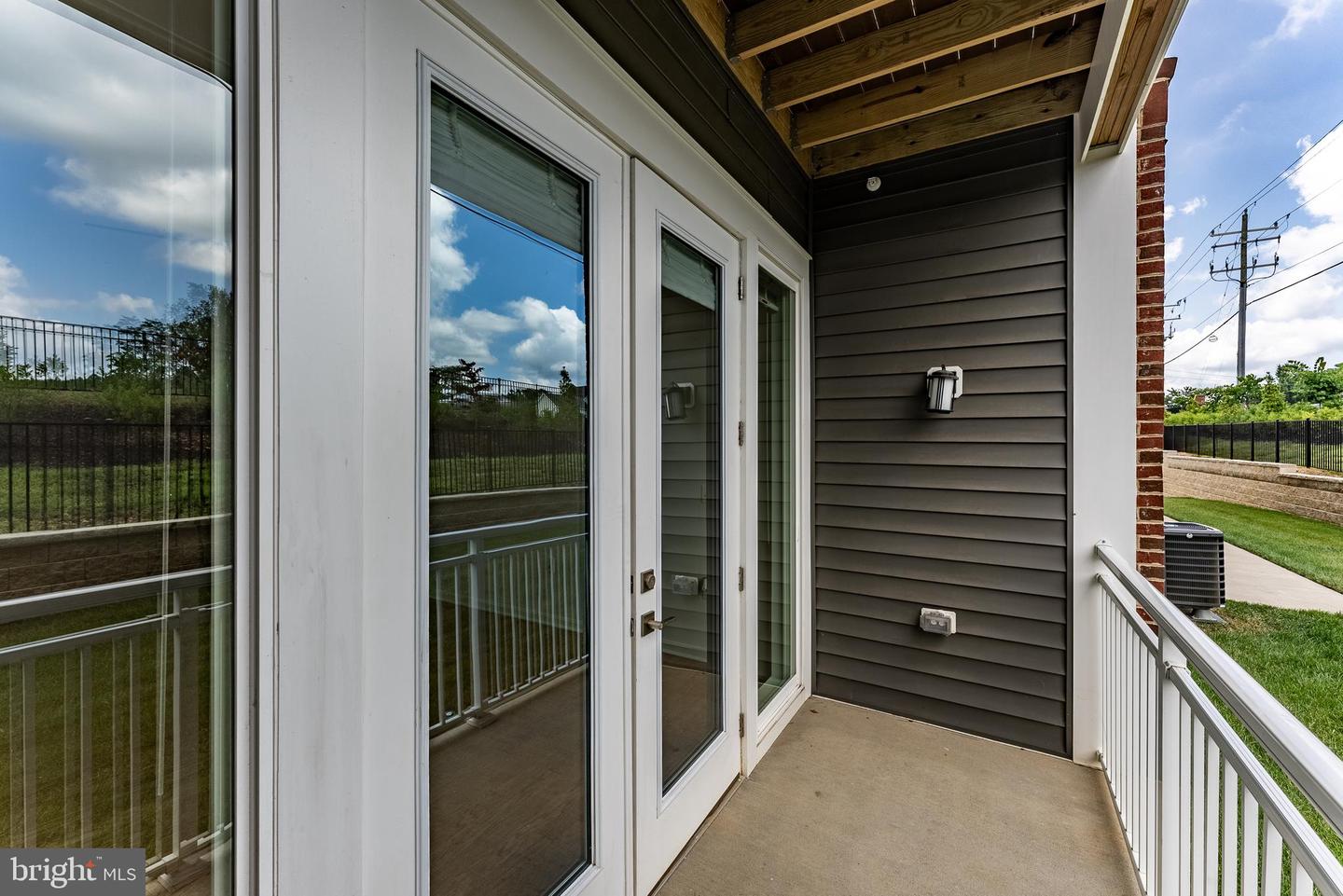 3700 HAVERTILL LN #104, WOODBRIDGE, Virginia 22193, 2 Bedrooms Bedrooms, ,2 BathroomsBathrooms,Residential,For sale,3700 HAVERTILL LN #104,VAPW2098846 MLS # VAPW2098846