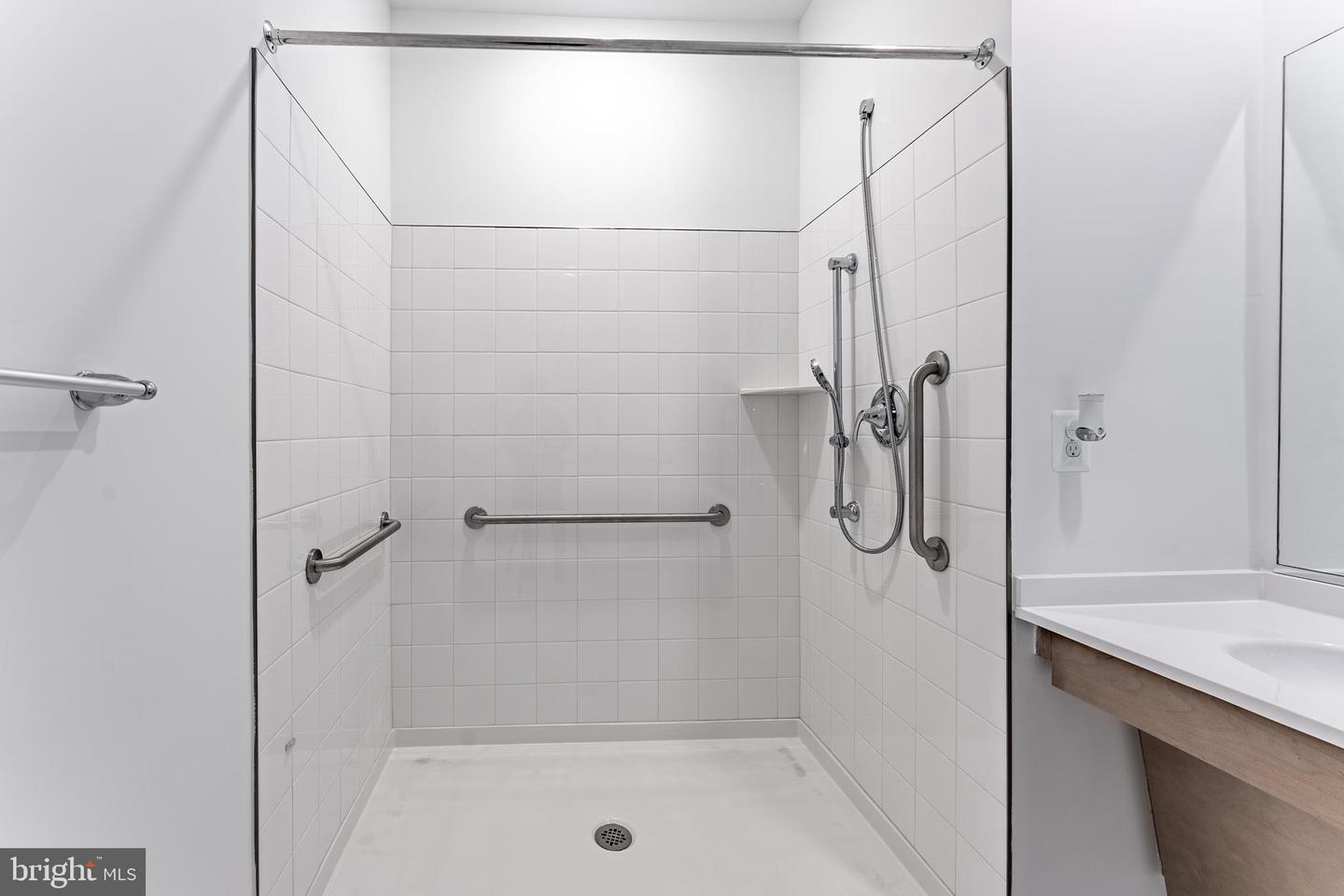 3700 HAVERTILL LN #104, WOODBRIDGE, Virginia 22193, 2 Bedrooms Bedrooms, ,2 BathroomsBathrooms,Residential,For sale,3700 HAVERTILL LN #104,VAPW2098846 MLS # VAPW2098846