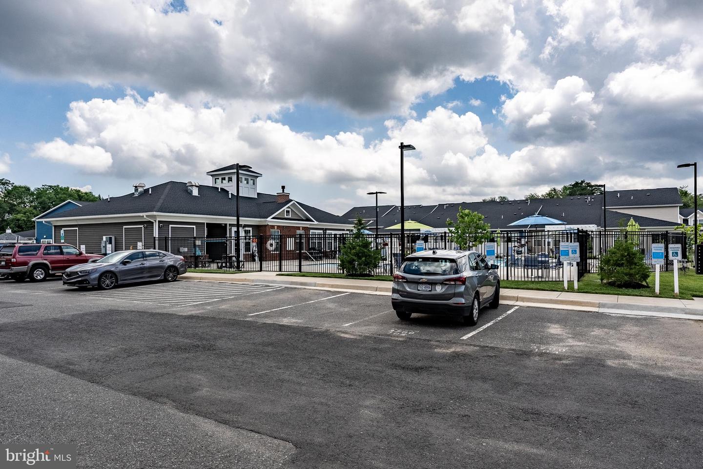 3700 HAVERTILL LN #104, WOODBRIDGE, Virginia 22193, 2 Bedrooms Bedrooms, ,2 BathroomsBathrooms,Residential,For sale,3700 HAVERTILL LN #104,VAPW2098846 MLS # VAPW2098846
