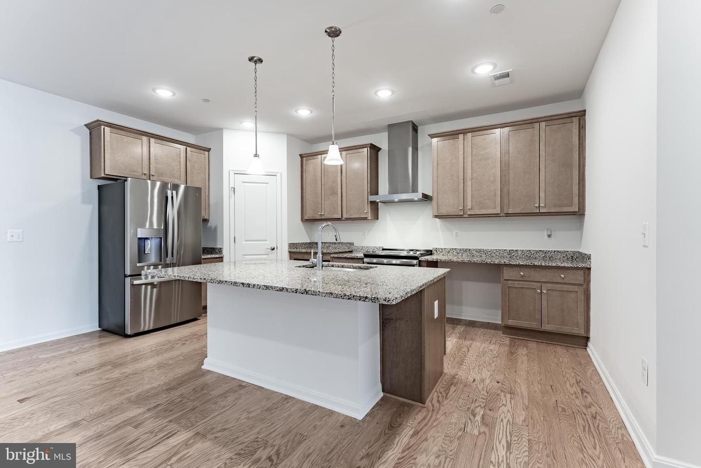3700 HAVERTILL LN #104, WOODBRIDGE, Virginia 22193, 2 Bedrooms Bedrooms, ,2 BathroomsBathrooms,Residential,For sale,3700 HAVERTILL LN #104,VAPW2098846 MLS # VAPW2098846