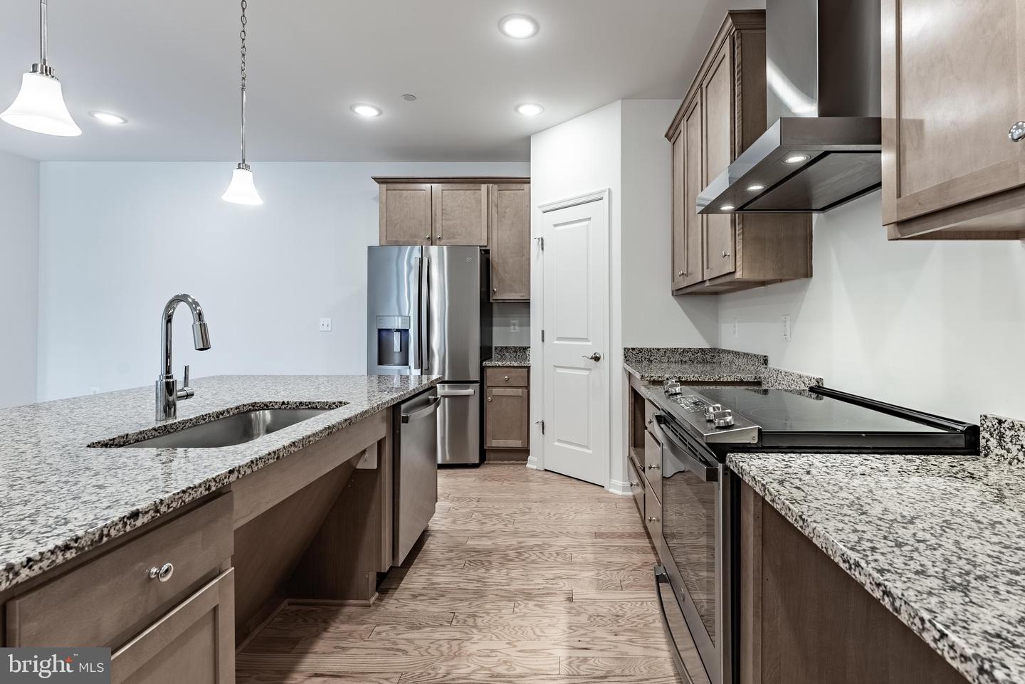 3700 HAVERTILL LN #104, WOODBRIDGE, Virginia 22193, 2 Bedrooms Bedrooms, ,2 BathroomsBathrooms,Residential,For sale,3700 HAVERTILL LN #104,VAPW2098846 MLS # VAPW2098846