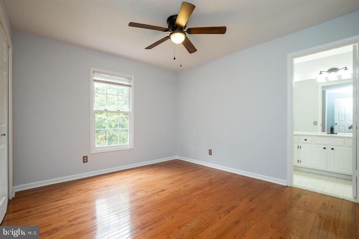 2902 CHEVOIT HILL CT, WOODBRIDGE, Virginia 22191, 4 Bedrooms Bedrooms, ,2 BathroomsBathrooms,Residential,For sale,2902 CHEVOIT HILL CT,VAPW2098984 MLS # VAPW2098984