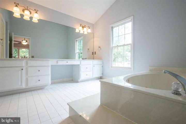 2902 CHEVOIT HILL CT, WOODBRIDGE, Virginia 22191, 4 Bedrooms Bedrooms, ,2 BathroomsBathrooms,Residential,For sale,2902 CHEVOIT HILL CT,VAPW2098984 MLS # VAPW2098984