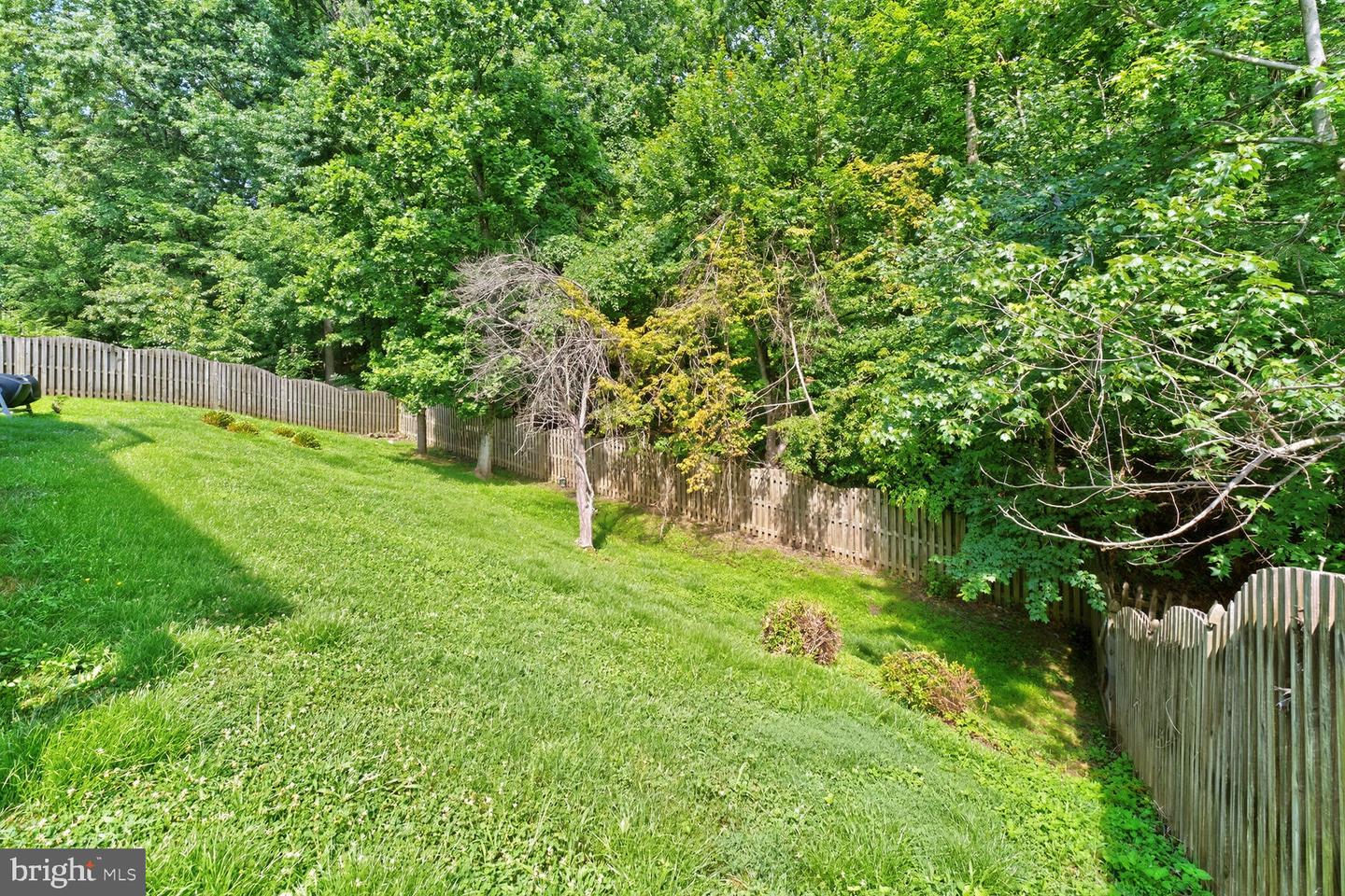 2902 CHEVOIT HILL CT, WOODBRIDGE, Virginia 22191, 4 Bedrooms Bedrooms, ,2 BathroomsBathrooms,Residential,For sale,2902 CHEVOIT HILL CT,VAPW2098984 MLS # VAPW2098984