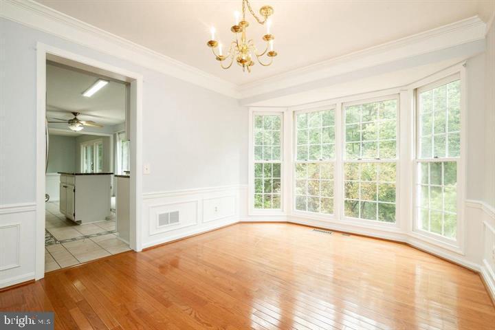 2902 CHEVOIT HILL CT, WOODBRIDGE, Virginia 22191, 4 Bedrooms Bedrooms, ,2 BathroomsBathrooms,Residential,For sale,2902 CHEVOIT HILL CT,VAPW2098984 MLS # VAPW2098984