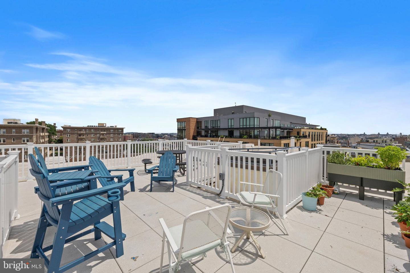 1415 CHAPIN ST NW #501, WASHINGTON, District Of Columbia 20009, 1 Bedroom Bedrooms, ,1 BathroomBathrooms,Residential,For sale,1415 CHAPIN ST NW #501,DCDC2209678 MLS # DCDC2209678