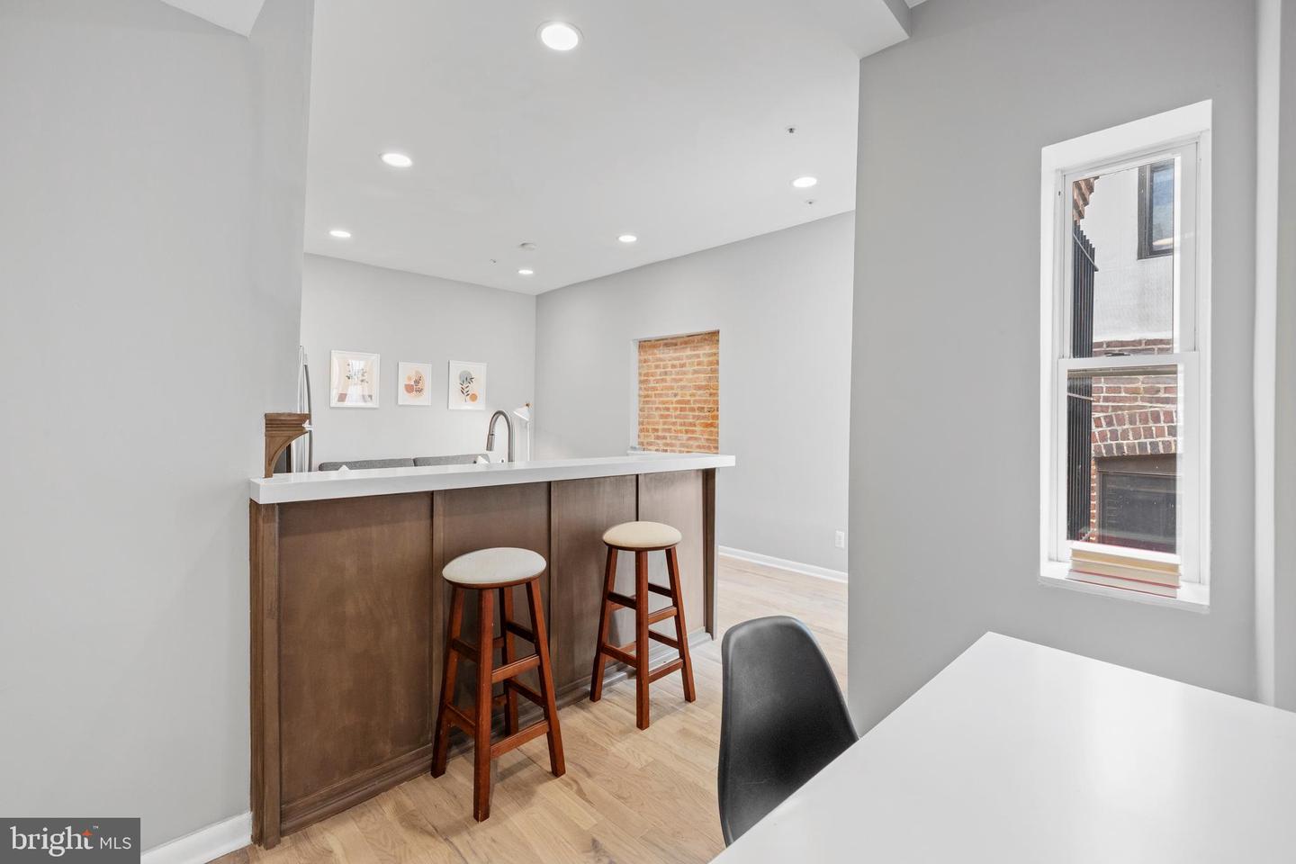 1415 CHAPIN ST NW #501, WASHINGTON, District Of Columbia 20009, 1 Bedroom Bedrooms, ,1 BathroomBathrooms,Residential,For sale,1415 CHAPIN ST NW #501,DCDC2209678 MLS # DCDC2209678