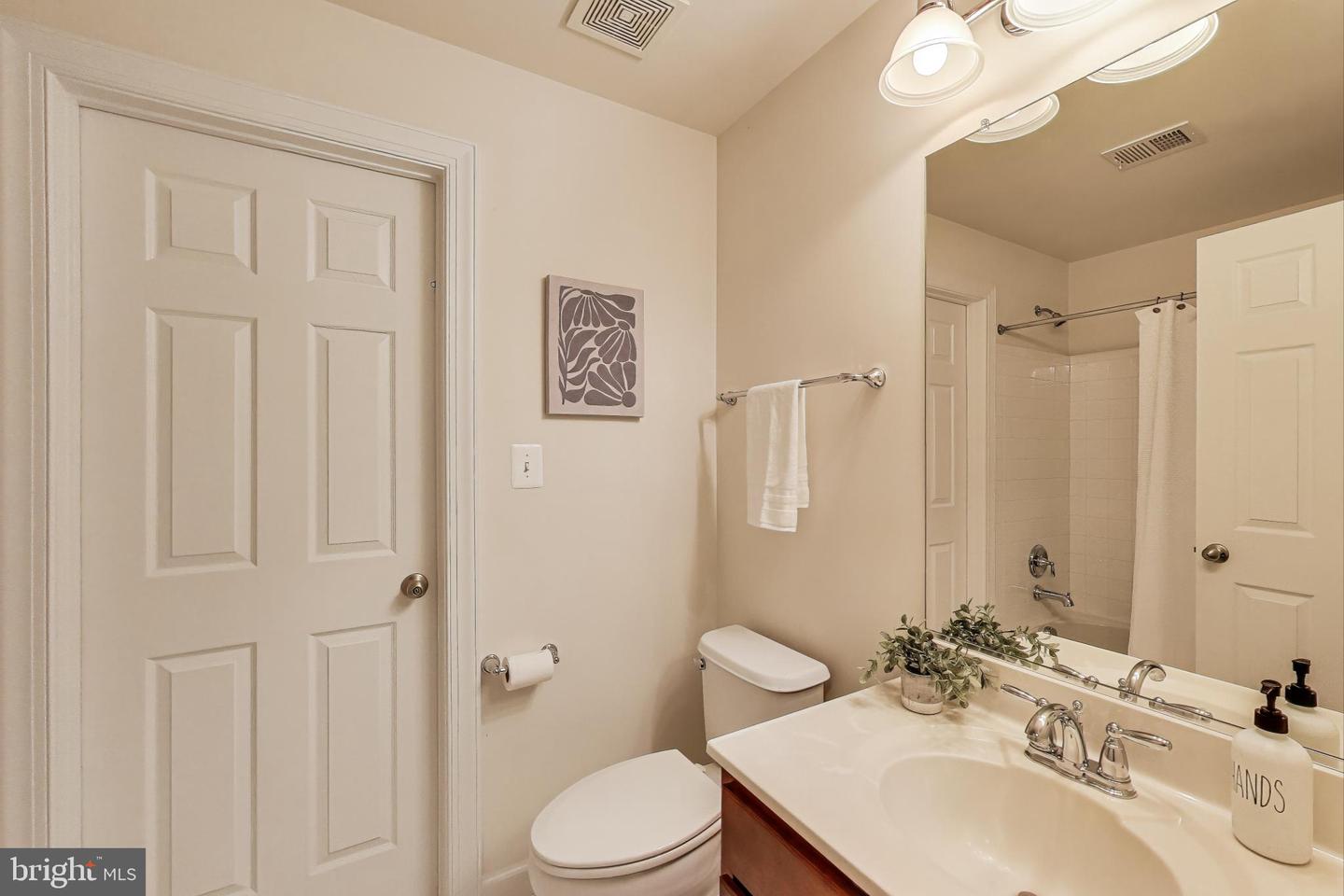 3105 EAGLE TALON ST, WOODBRIDGE, Virginia 22191, 4 Bedrooms Bedrooms, ,4 BathroomsBathrooms,Residential,For sale,3105 EAGLE TALON ST,VAPW2098988 MLS # VAPW2098988