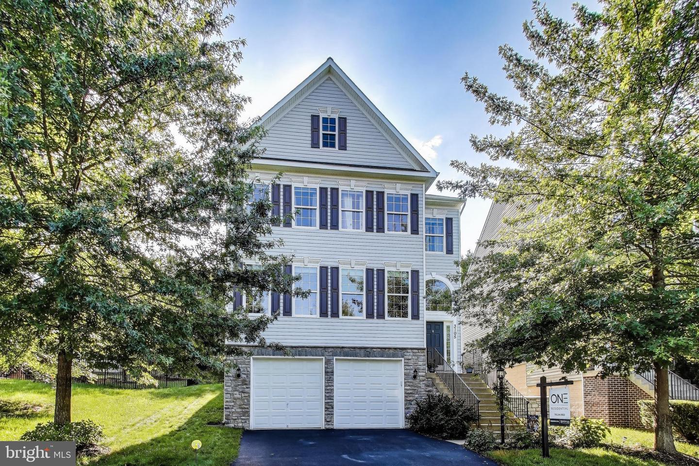 3105 EAGLE TALON ST, WOODBRIDGE, Virginia 22191, 4 Bedrooms Bedrooms, ,4 BathroomsBathrooms,Residential,For sale,3105 EAGLE TALON ST,VAPW2098988 MLS # VAPW2098988