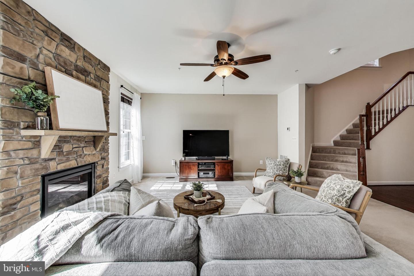 3105 EAGLE TALON ST, WOODBRIDGE, Virginia 22191, 4 Bedrooms Bedrooms, ,4 BathroomsBathrooms,Residential,For sale,3105 EAGLE TALON ST,VAPW2098988 MLS # VAPW2098988
