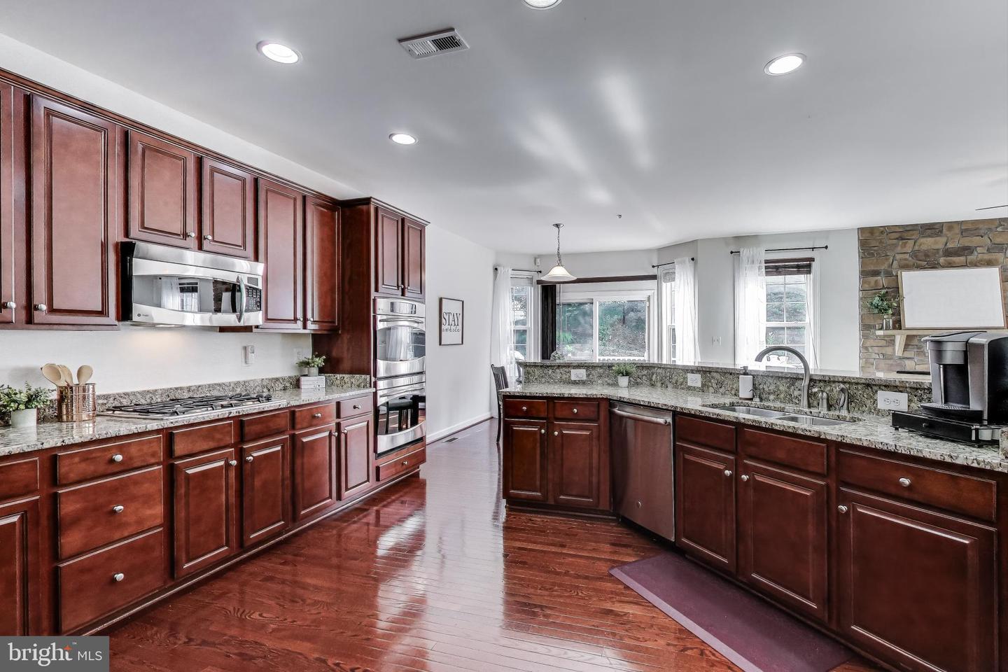 3105 EAGLE TALON ST, WOODBRIDGE, Virginia 22191, 4 Bedrooms Bedrooms, ,4 BathroomsBathrooms,Residential,For sale,3105 EAGLE TALON ST,VAPW2098988 MLS # VAPW2098988