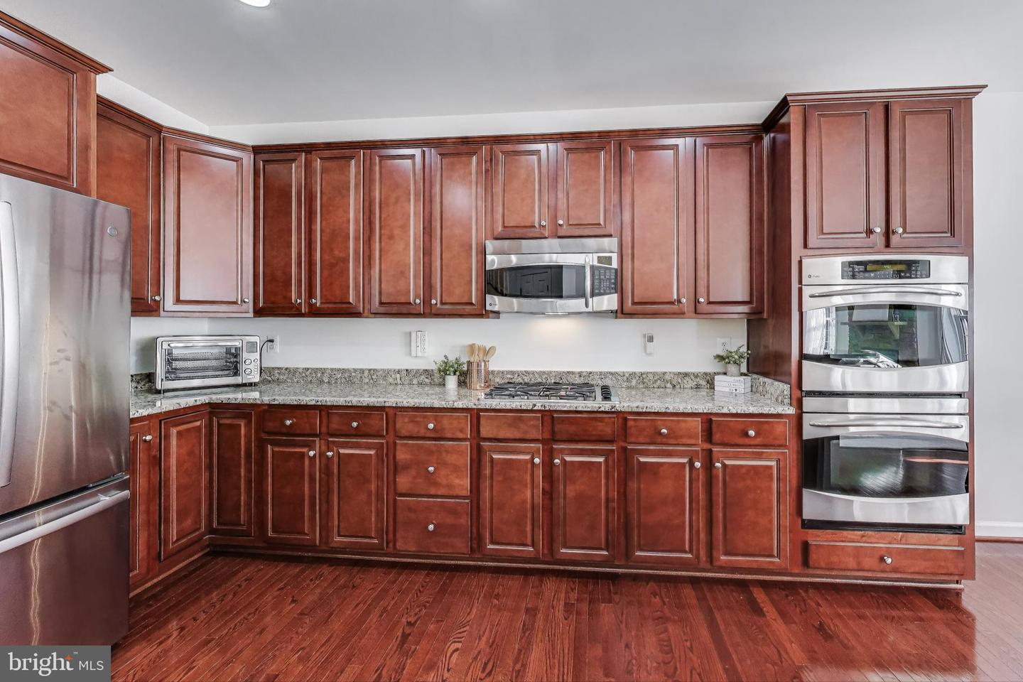3105 EAGLE TALON ST, WOODBRIDGE, Virginia 22191, 4 Bedrooms Bedrooms, ,4 BathroomsBathrooms,Residential,For sale,3105 EAGLE TALON ST,VAPW2098988 MLS # VAPW2098988